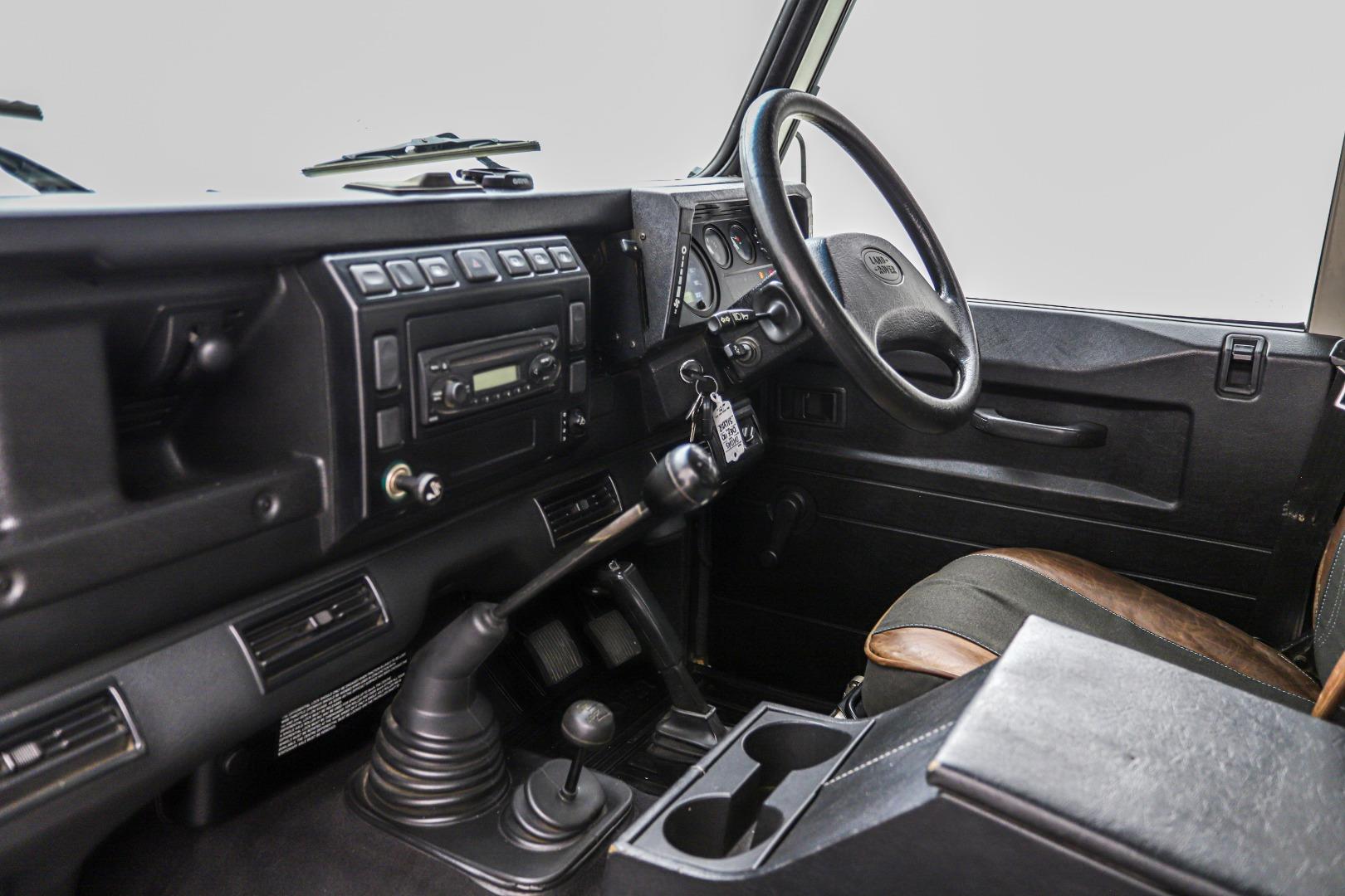 2004 Land Rover Defender 110 2.5 Td5 Double Cab