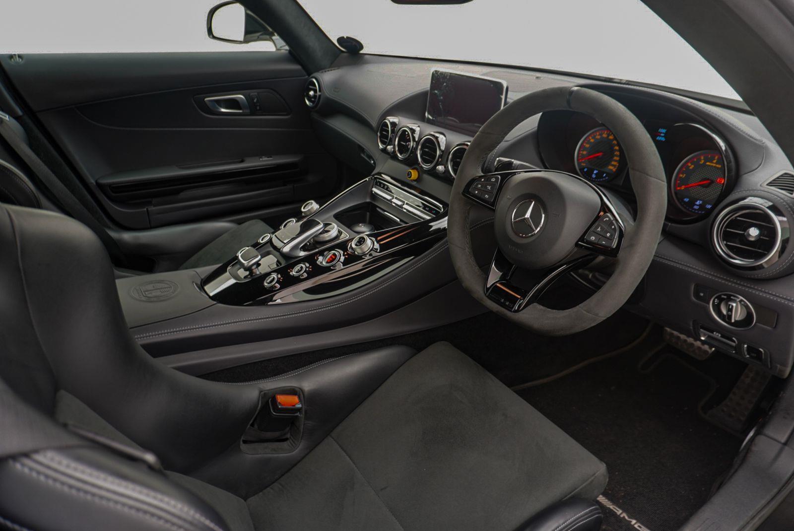 2018 Mercedes-AMG GT R