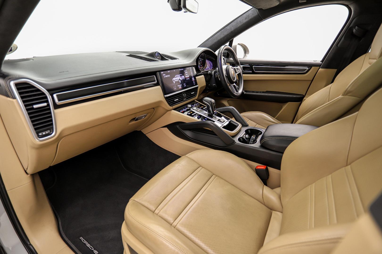 2021 Porsche Cayenne GTS