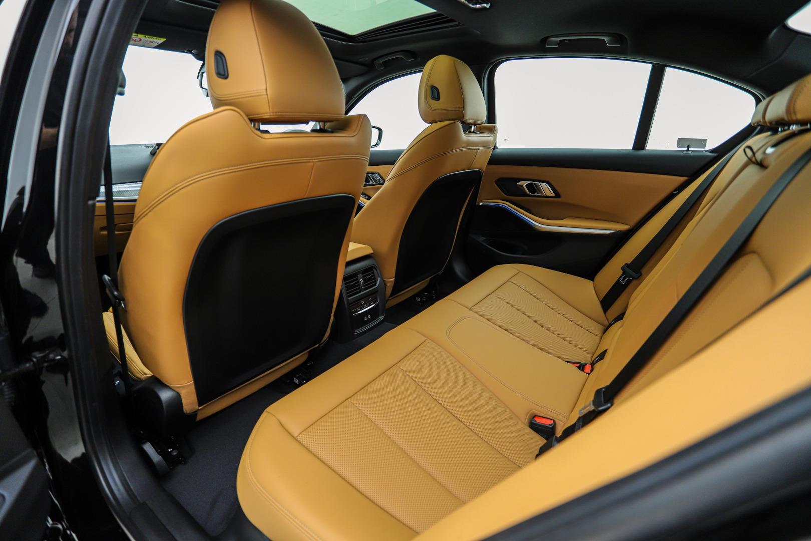 2025 BMW 320i M Sport Pro