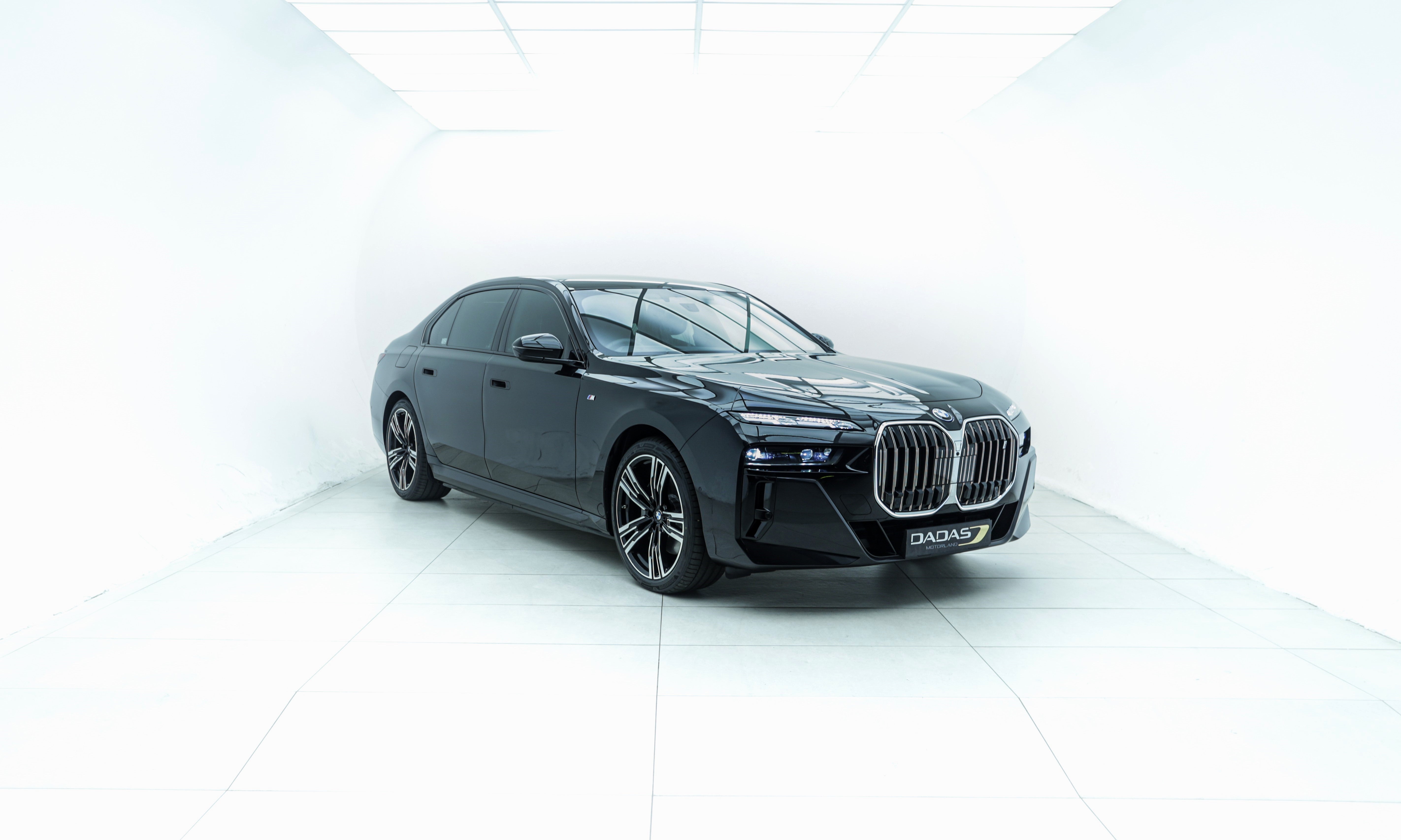 2023 BMW I7 xDrive60 M Sport