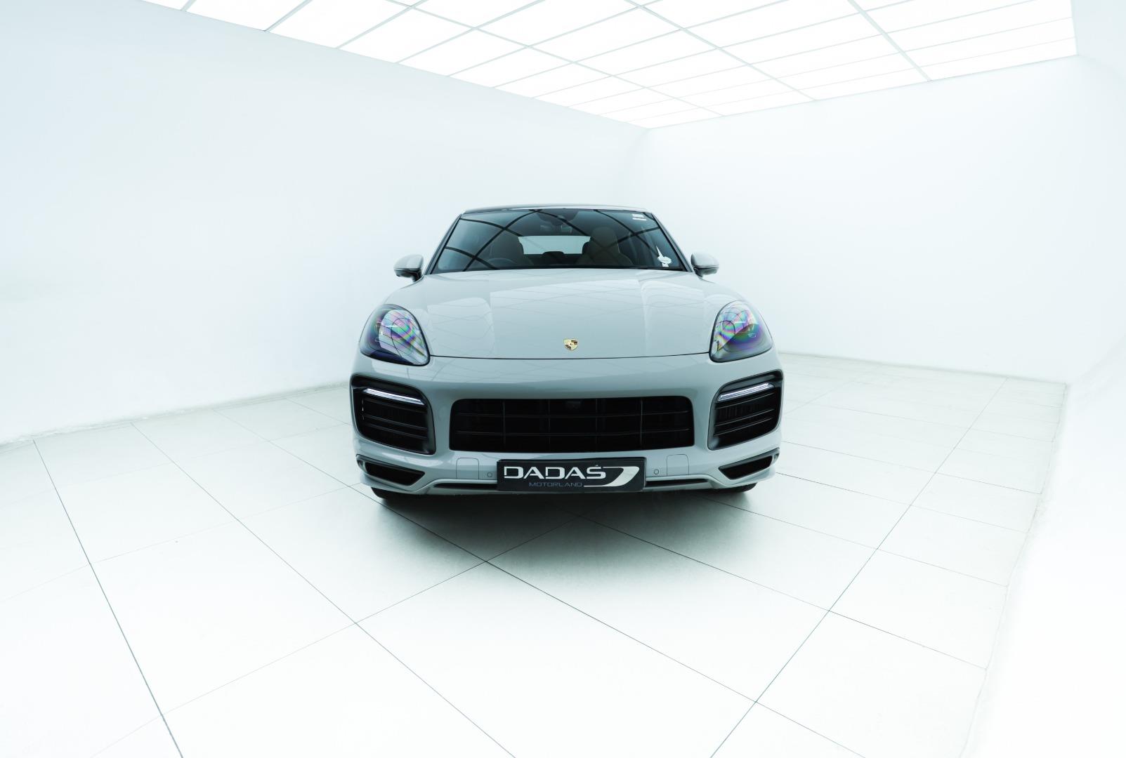 2021 Porsche Cayenne GTS