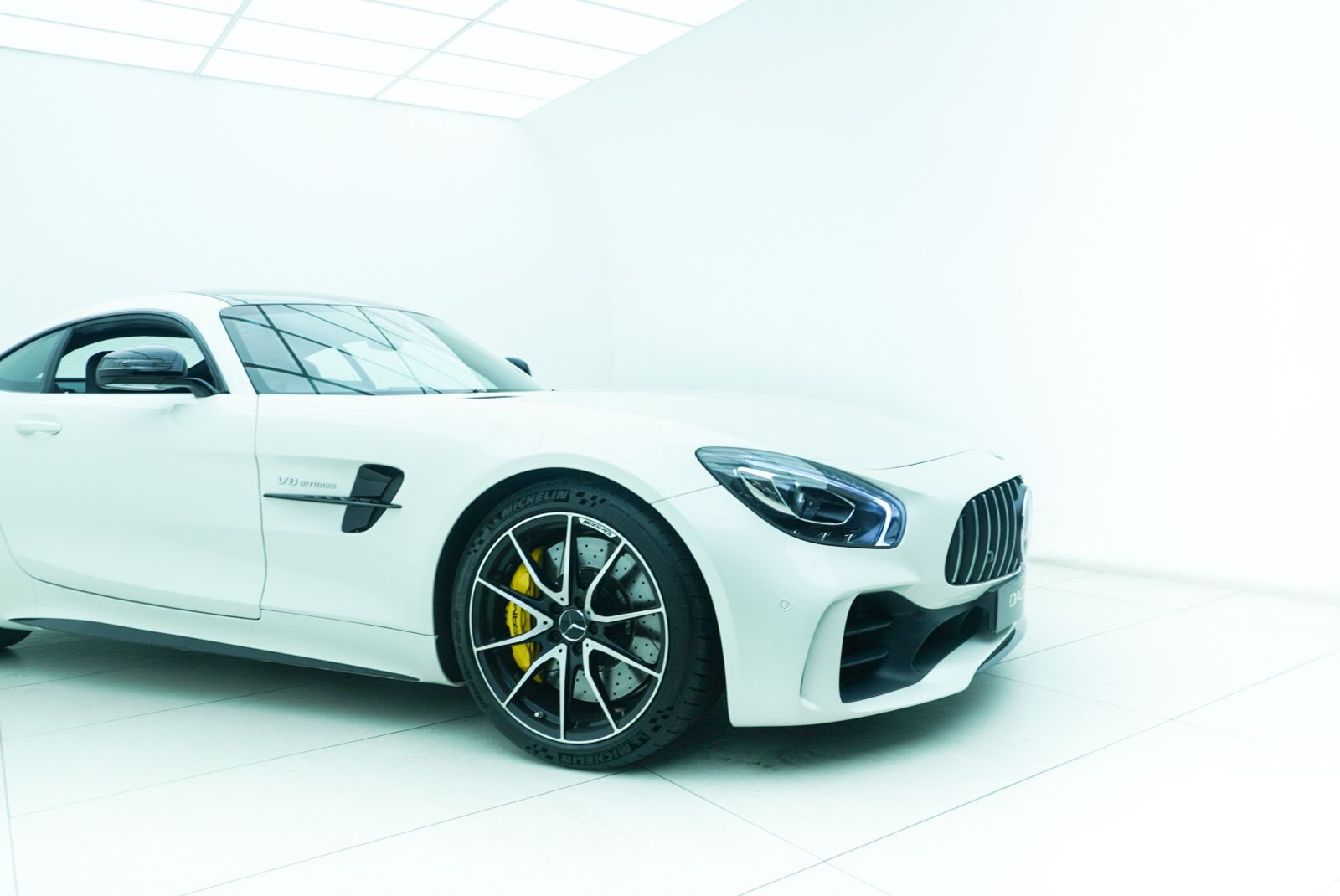 2018 Mercedes-AMG GT R