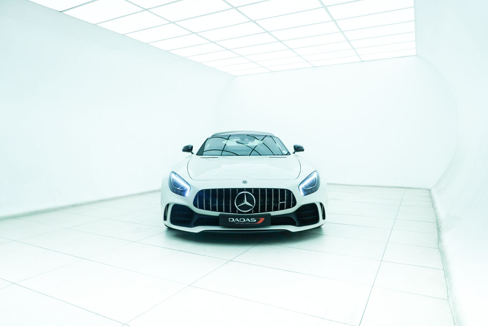 2018 Mercedes-AMG GT R