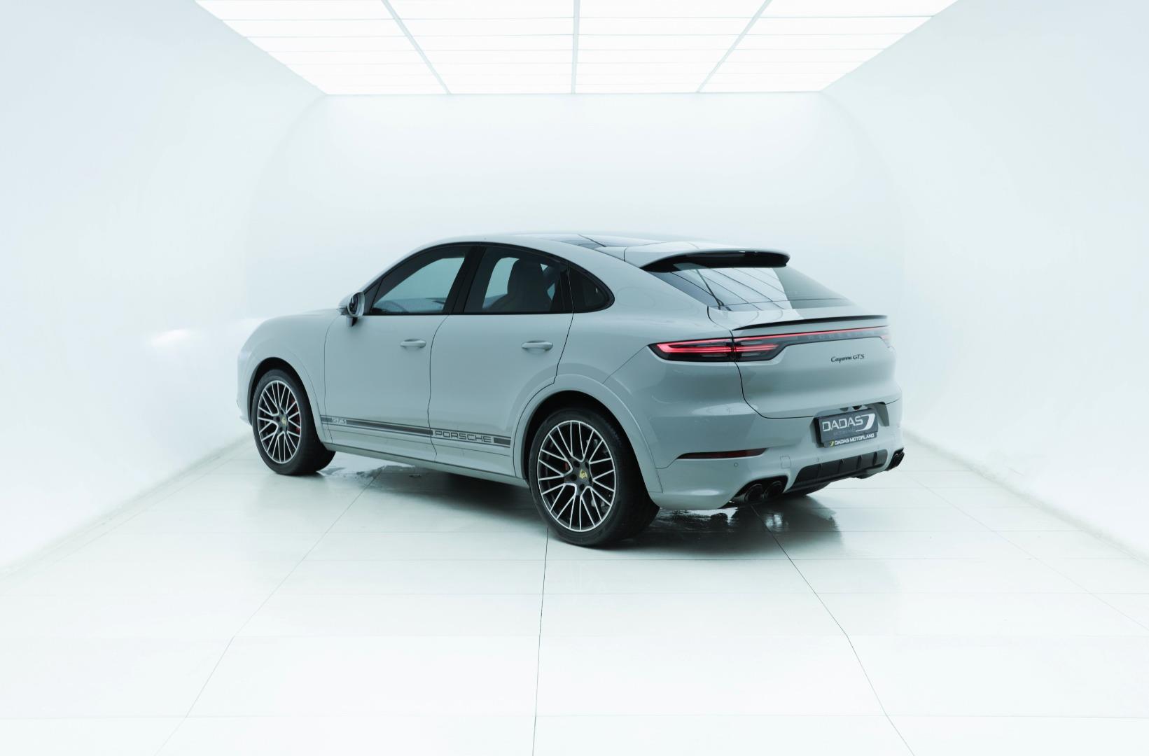 2021 Porsche Cayenne GTS