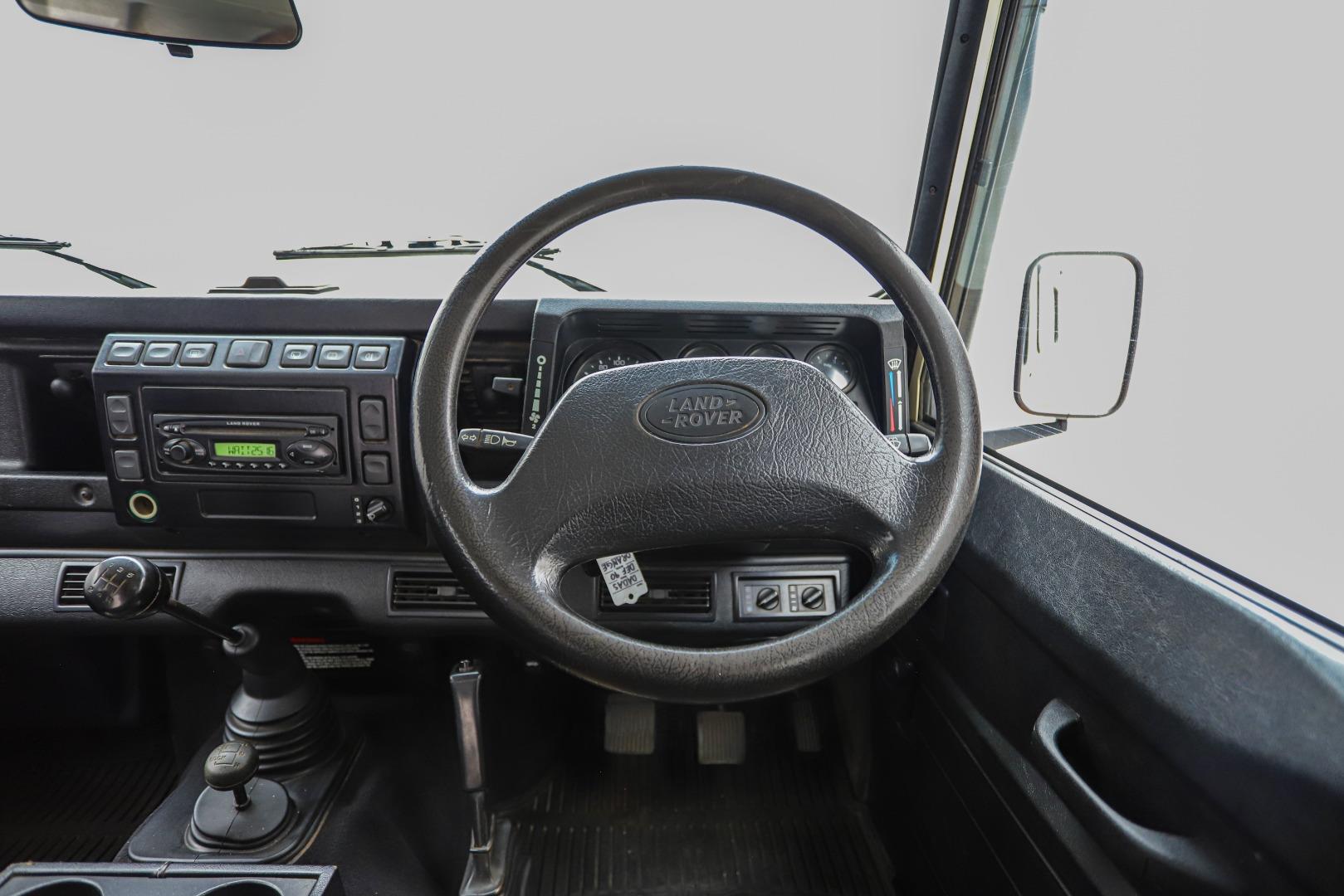 2004 Land Rover Defender 90 Td5 2.5