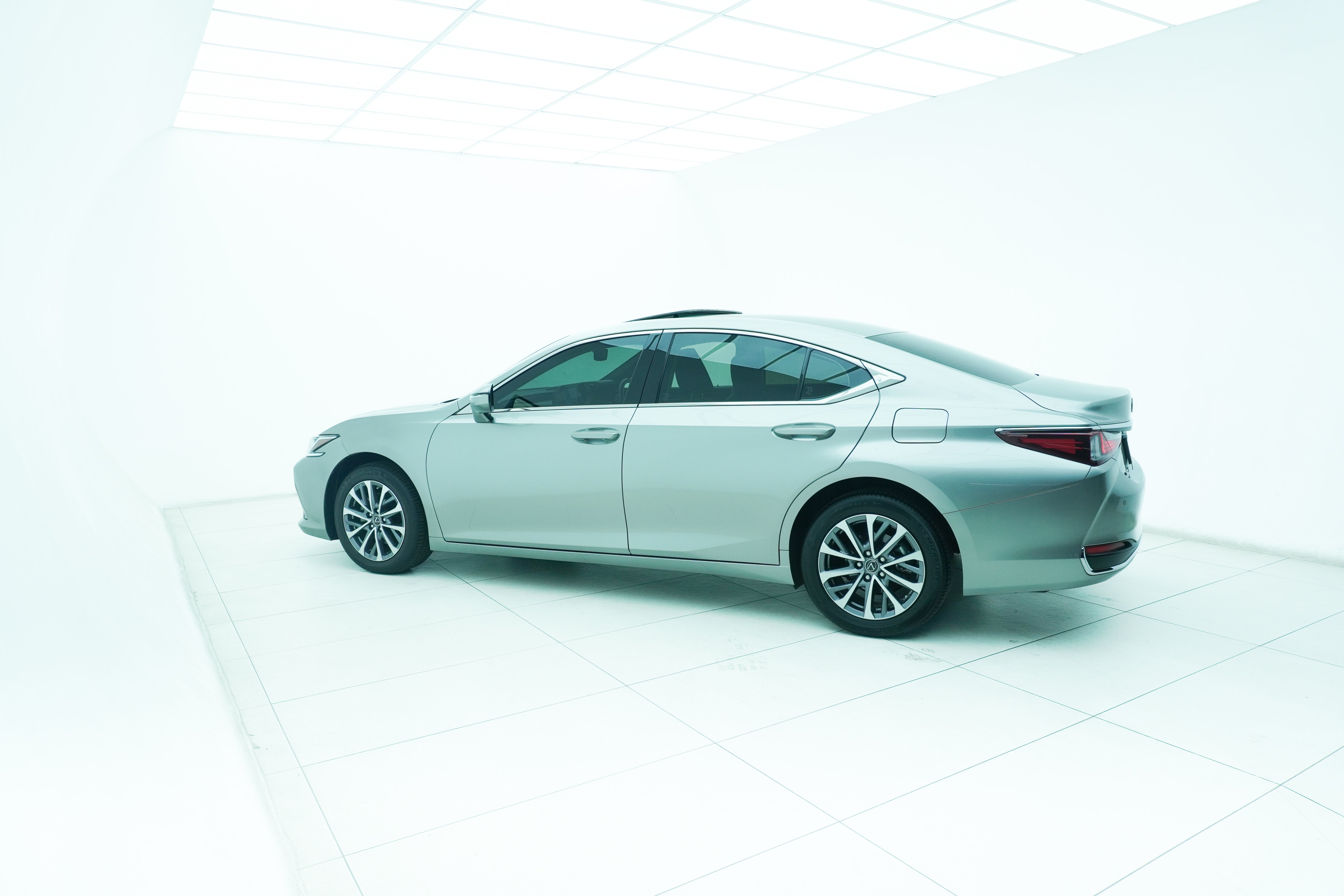 2022 Lexus ES 250 EX