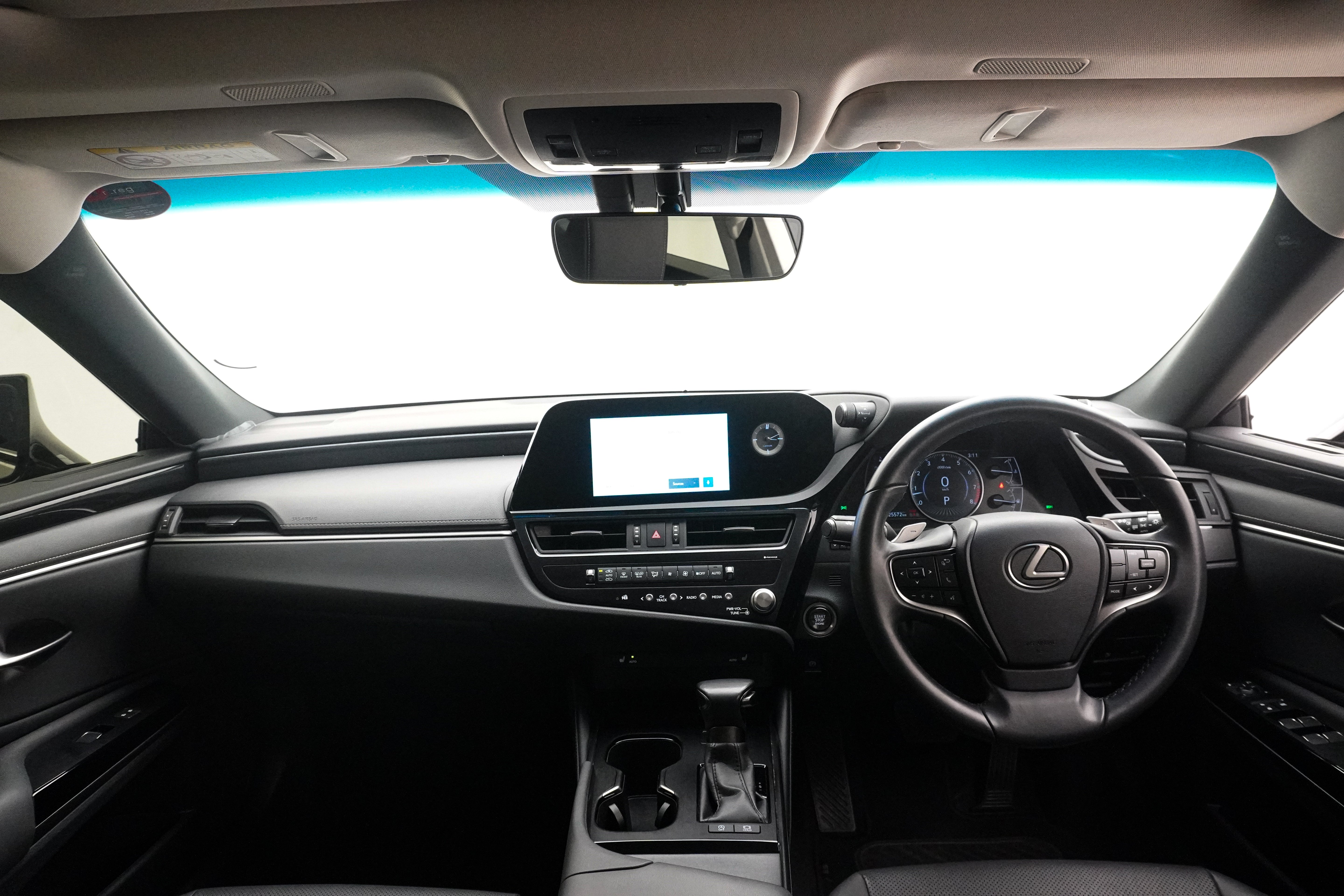 2022 Lexus ES 250 EX