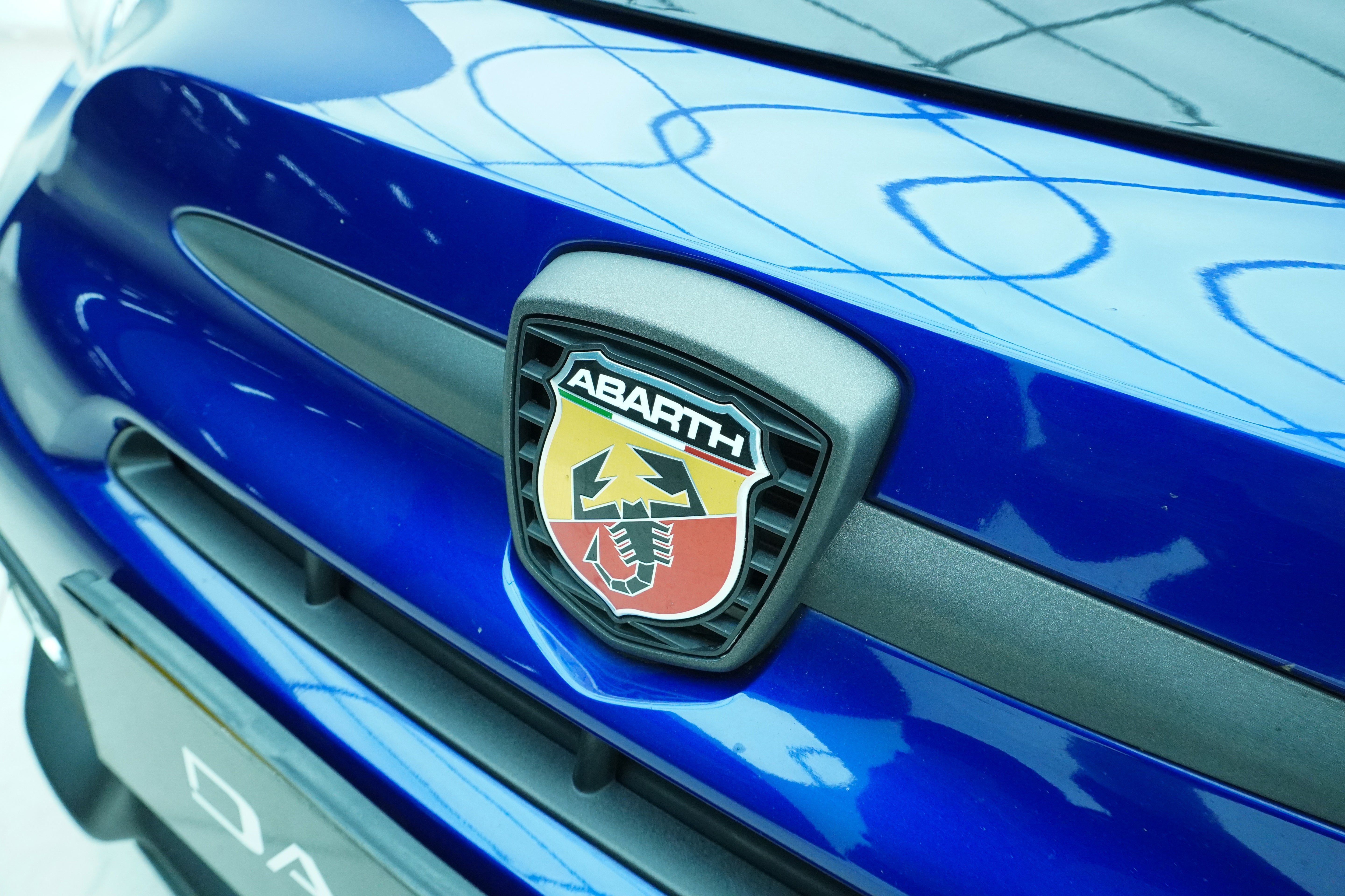 2022 Abarth 500 595 Monster Energy Yamaha Cabriolet