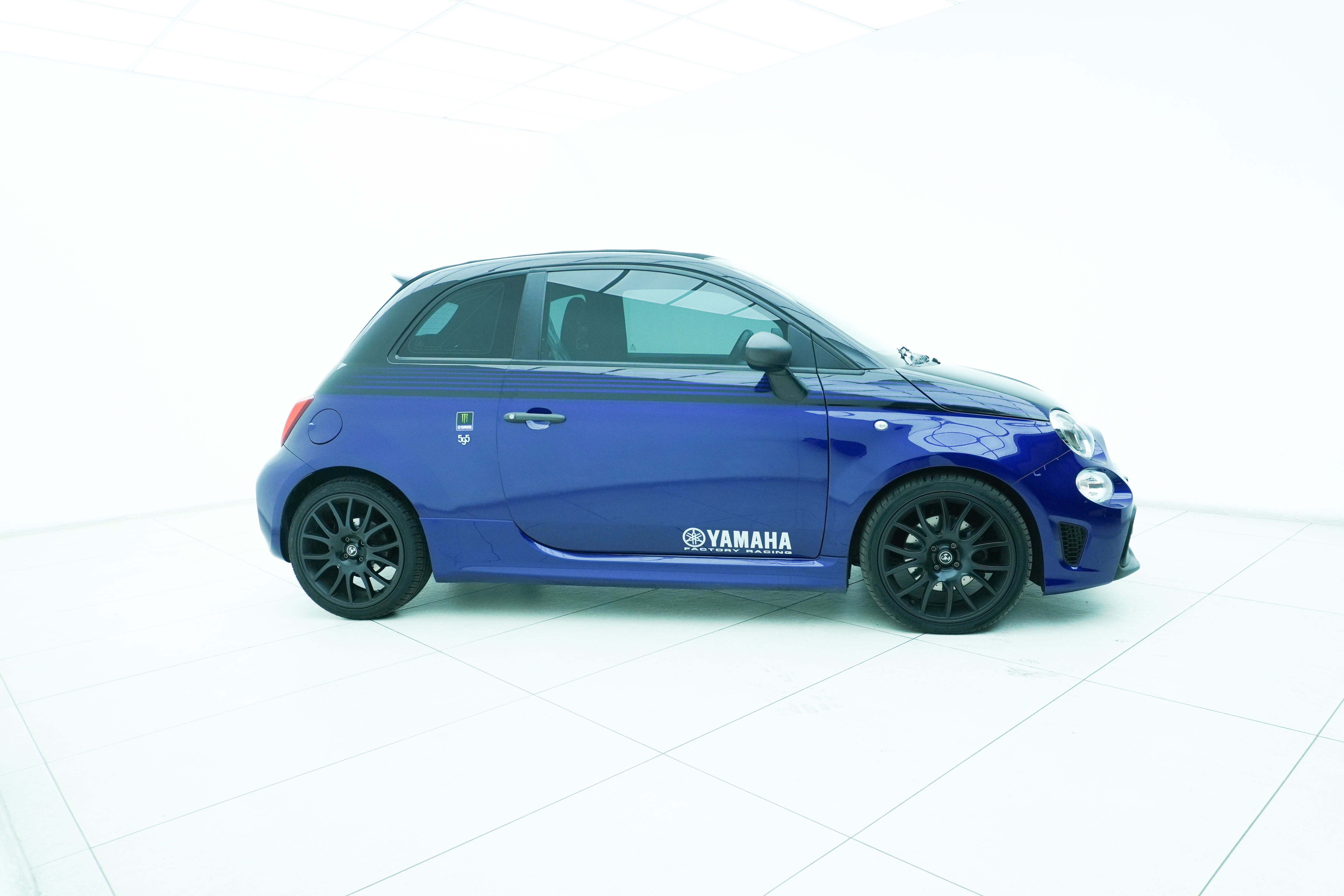 2022 Abarth 500 595 Monster Energy Yamaha Cabriolet