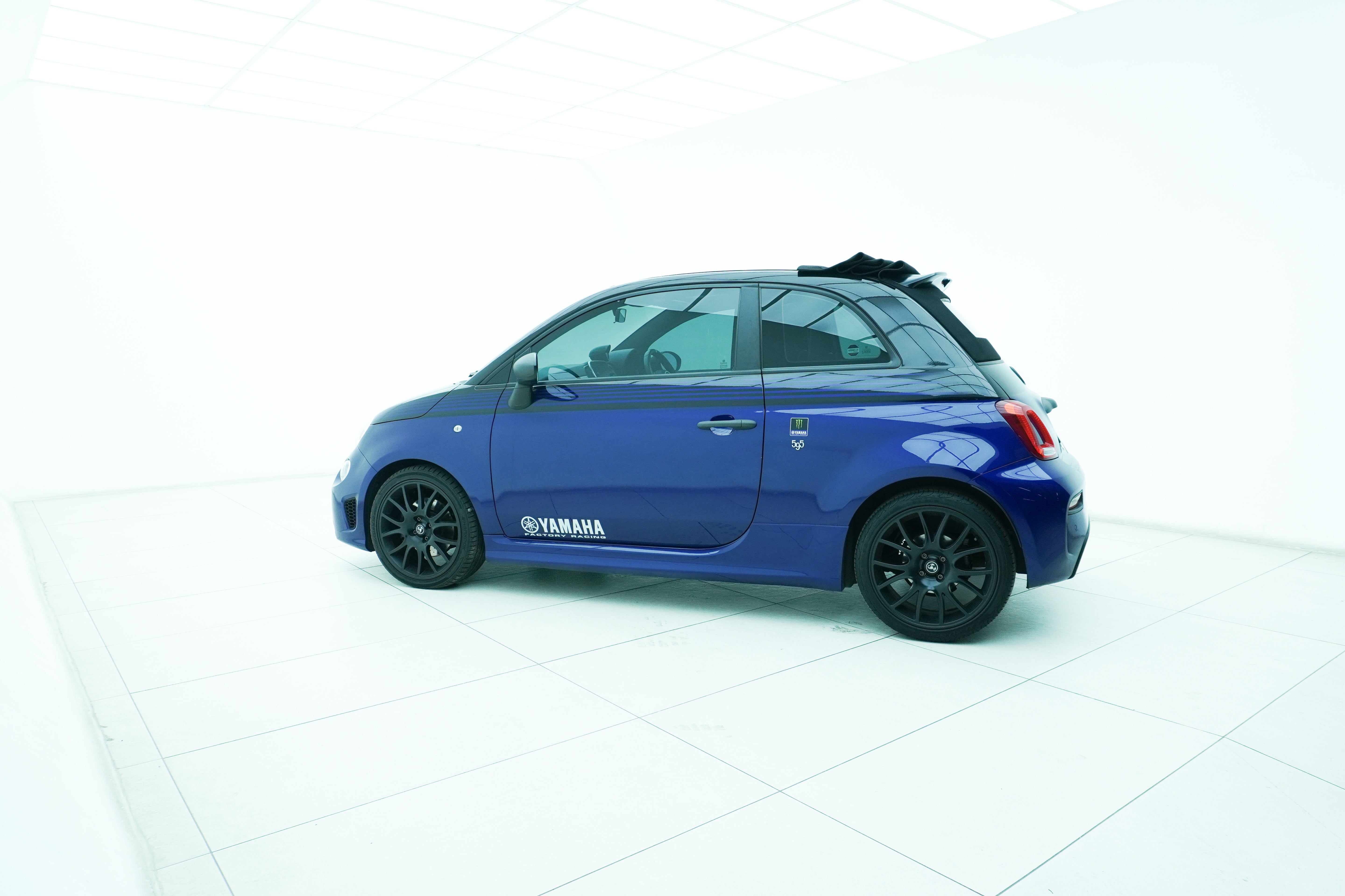 2022 Abarth 500 595 Monster Energy Yamaha Cabriolet