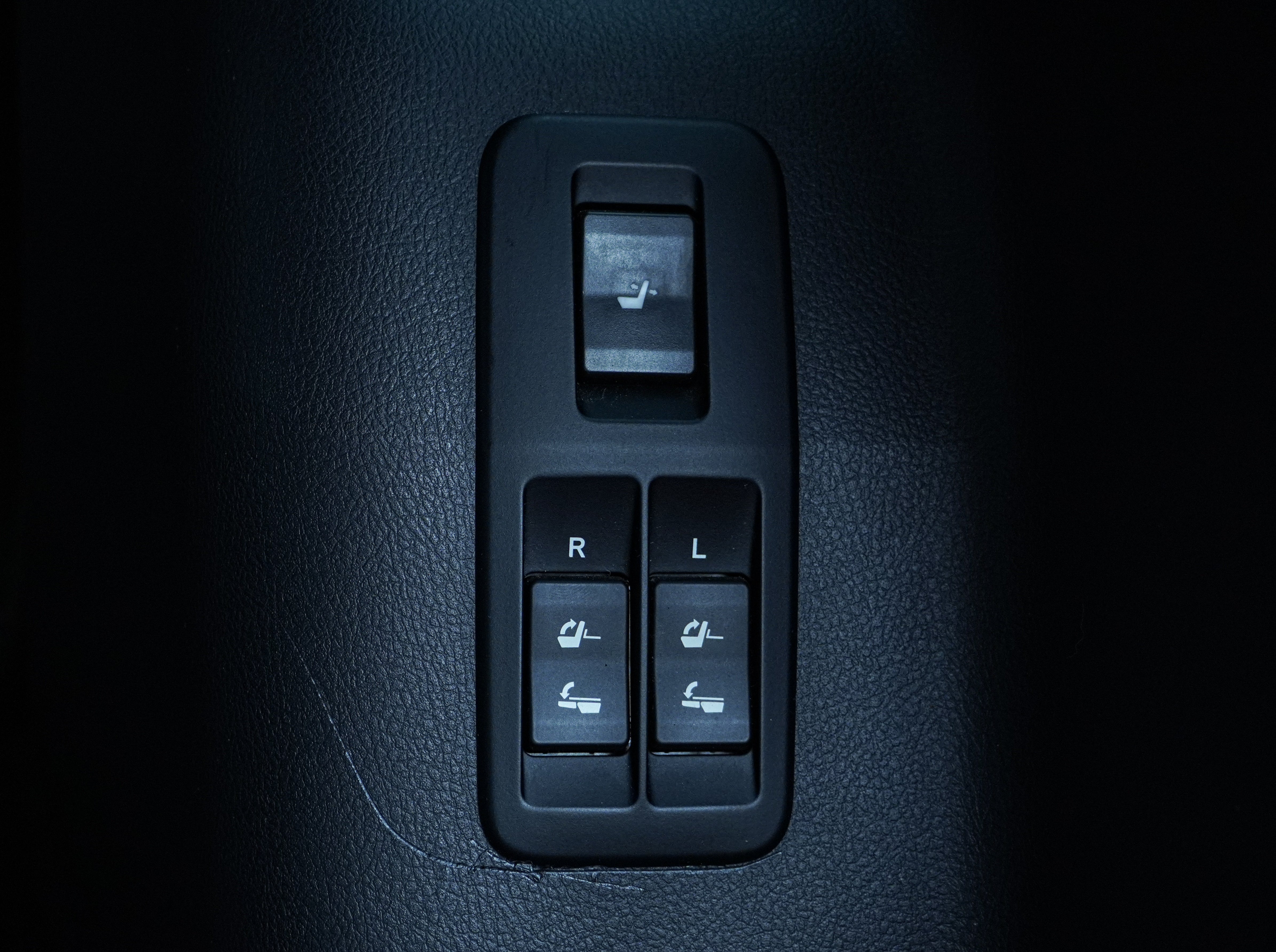 2022 Toyota Land Cruiser Prado 2.8GD VX-L