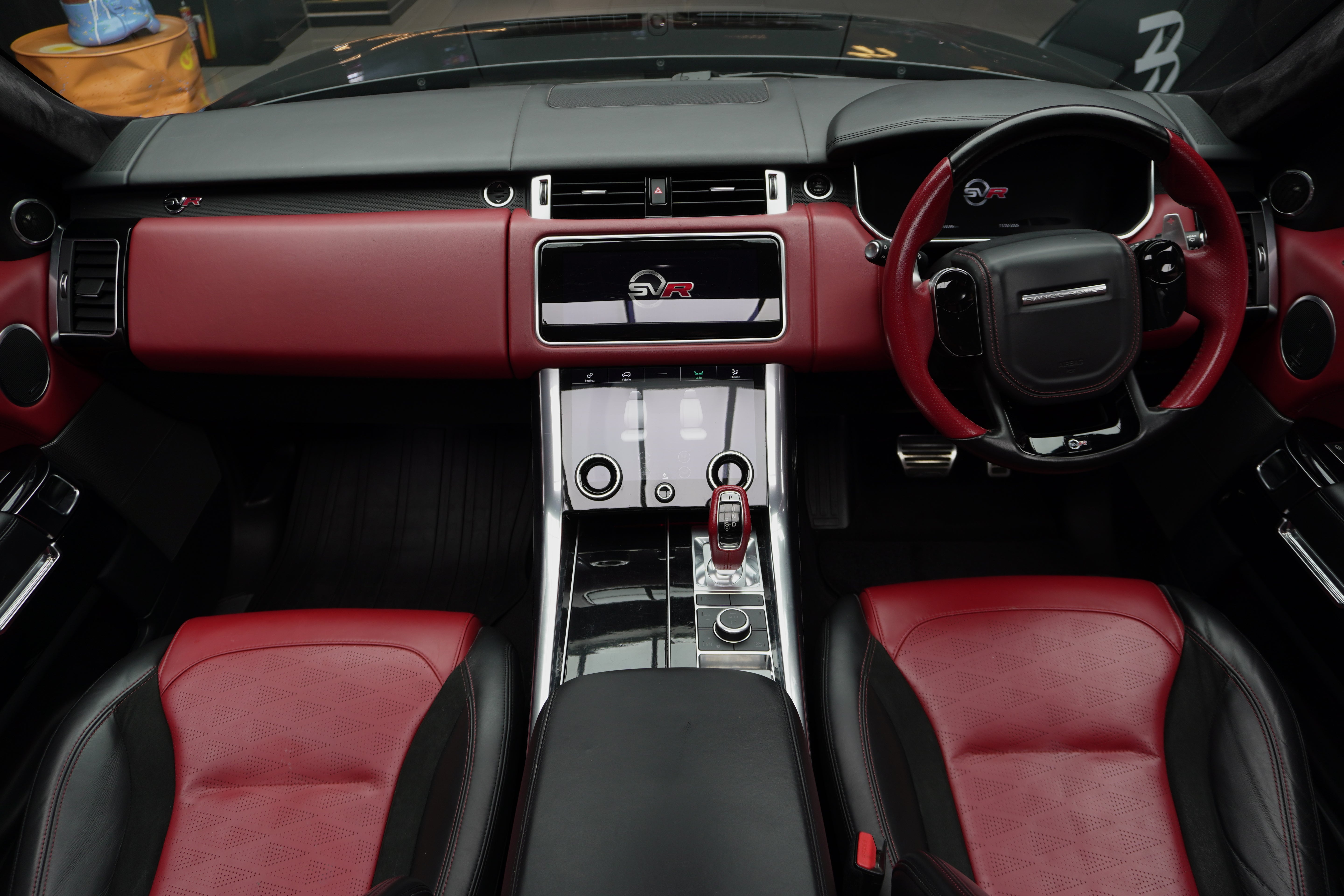 Land Rover Range Rover Sport SVR