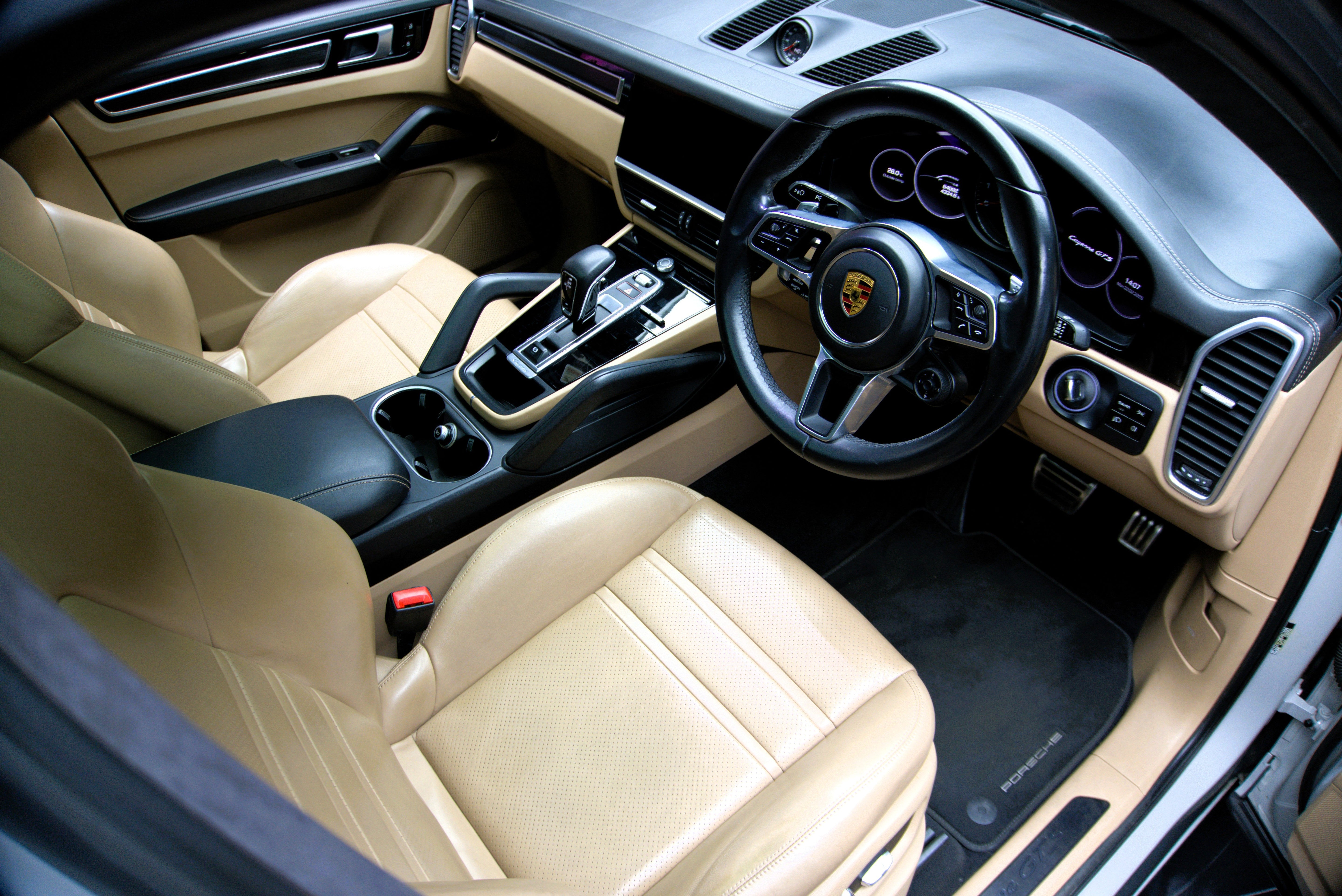 Porsche Cayenne GTS