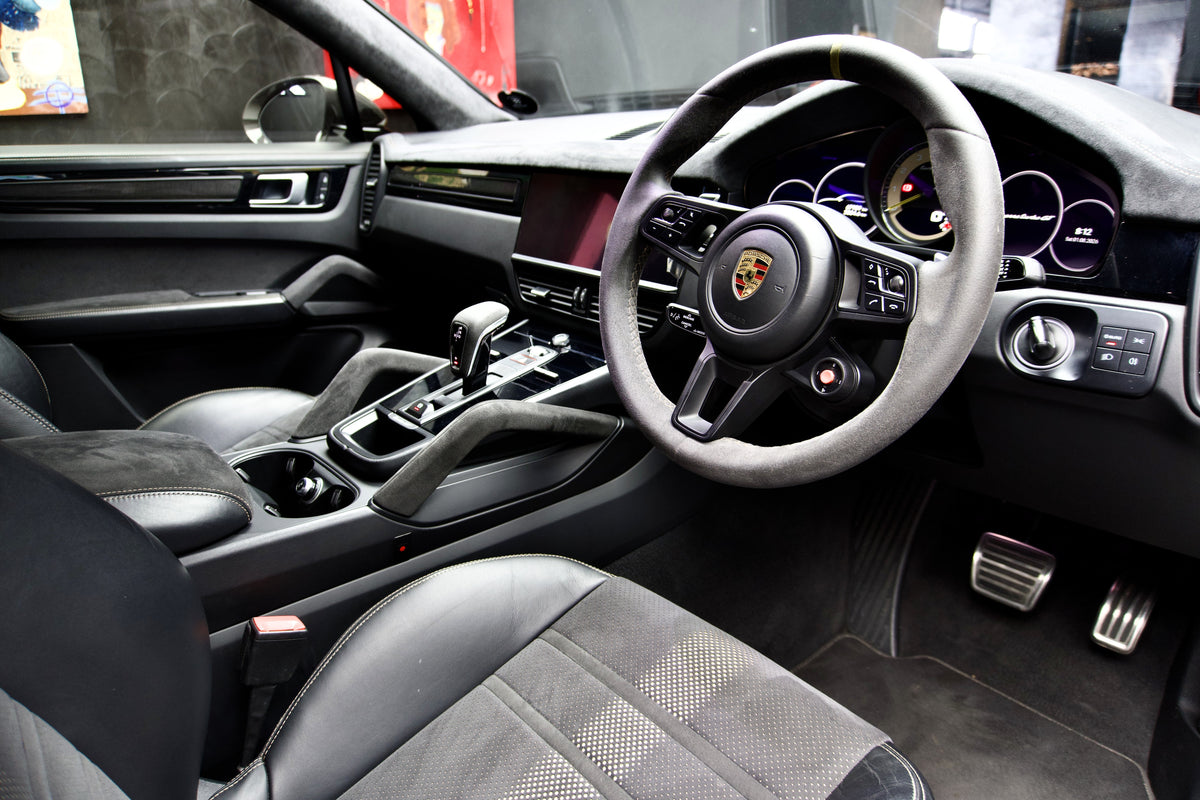 Porsche Cayenne Turbo GT