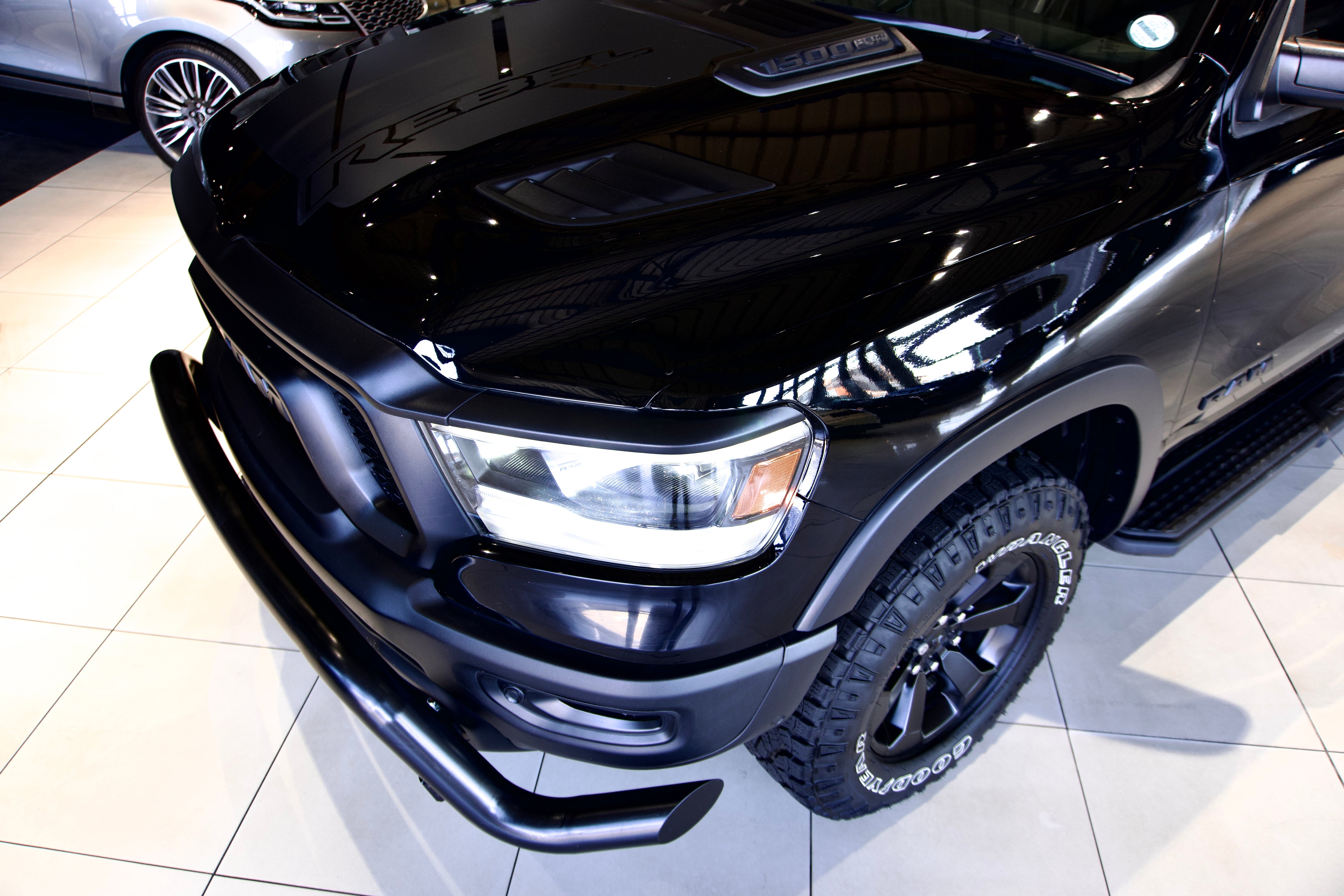 Dodge RAM 1500 5.7 L Hemi 4X4 Limited