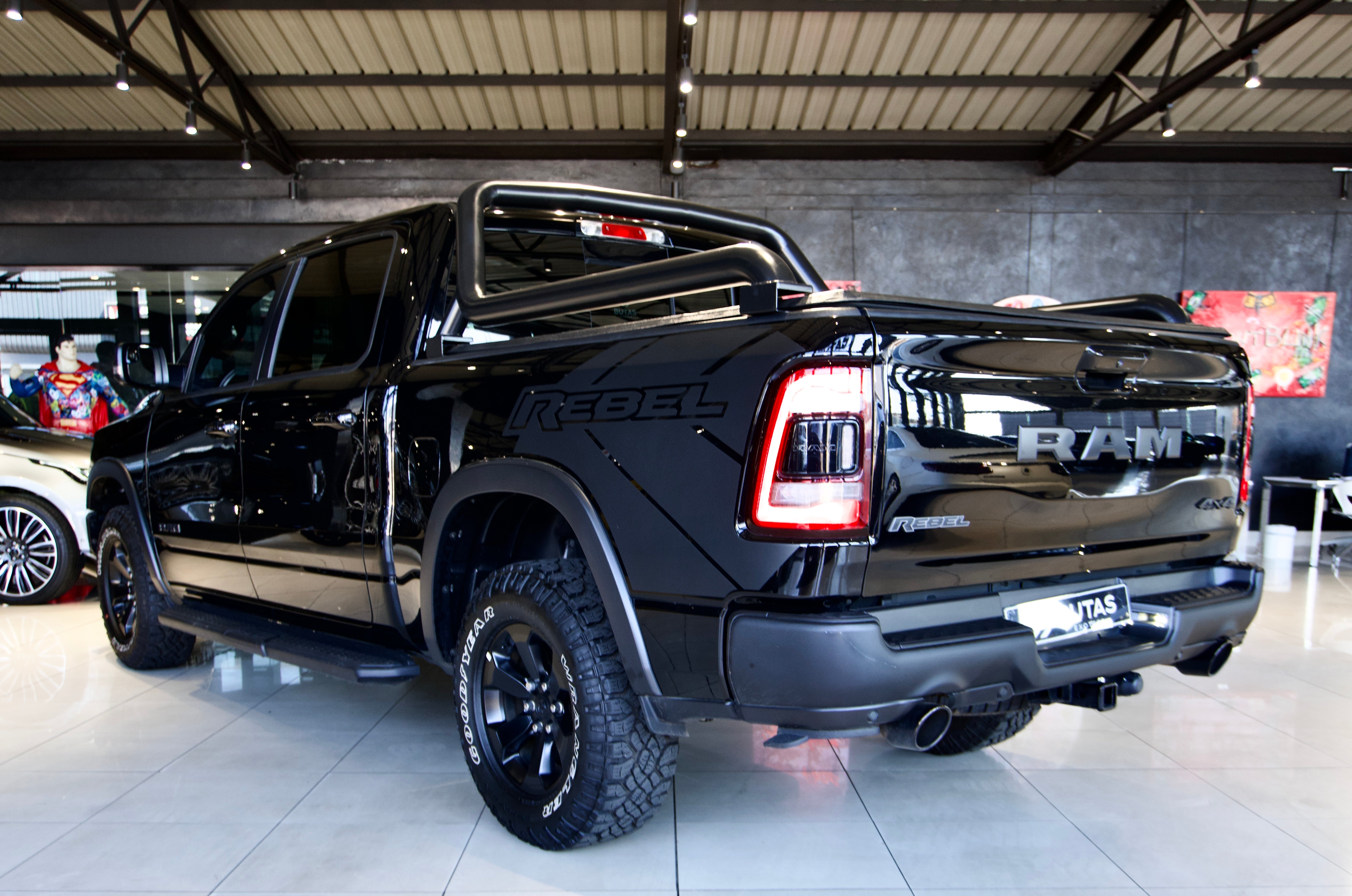 Dodge RAM 1500 5.7 L Hemi 4X4 Limited