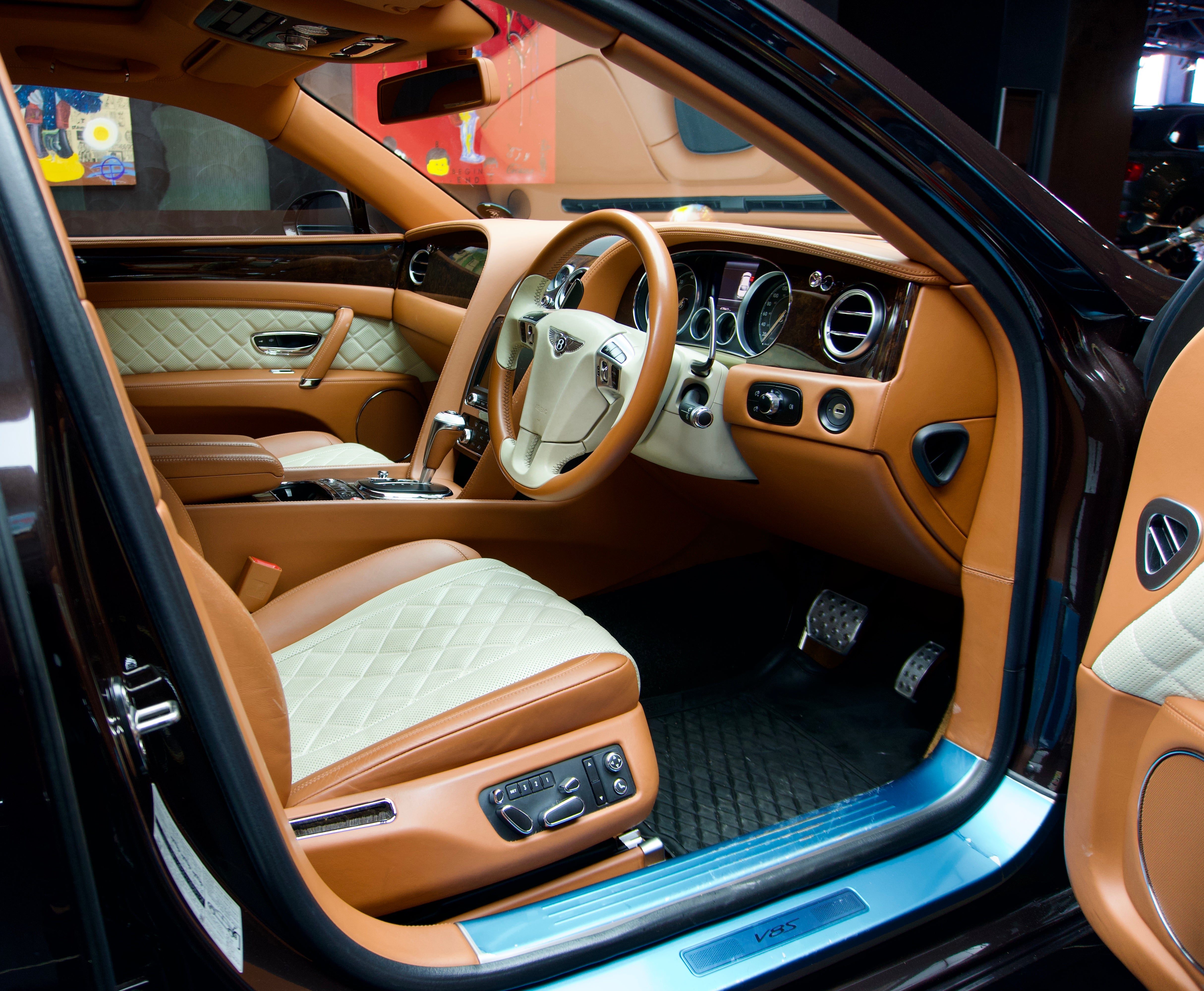 Bentley Flying Spur V8 S