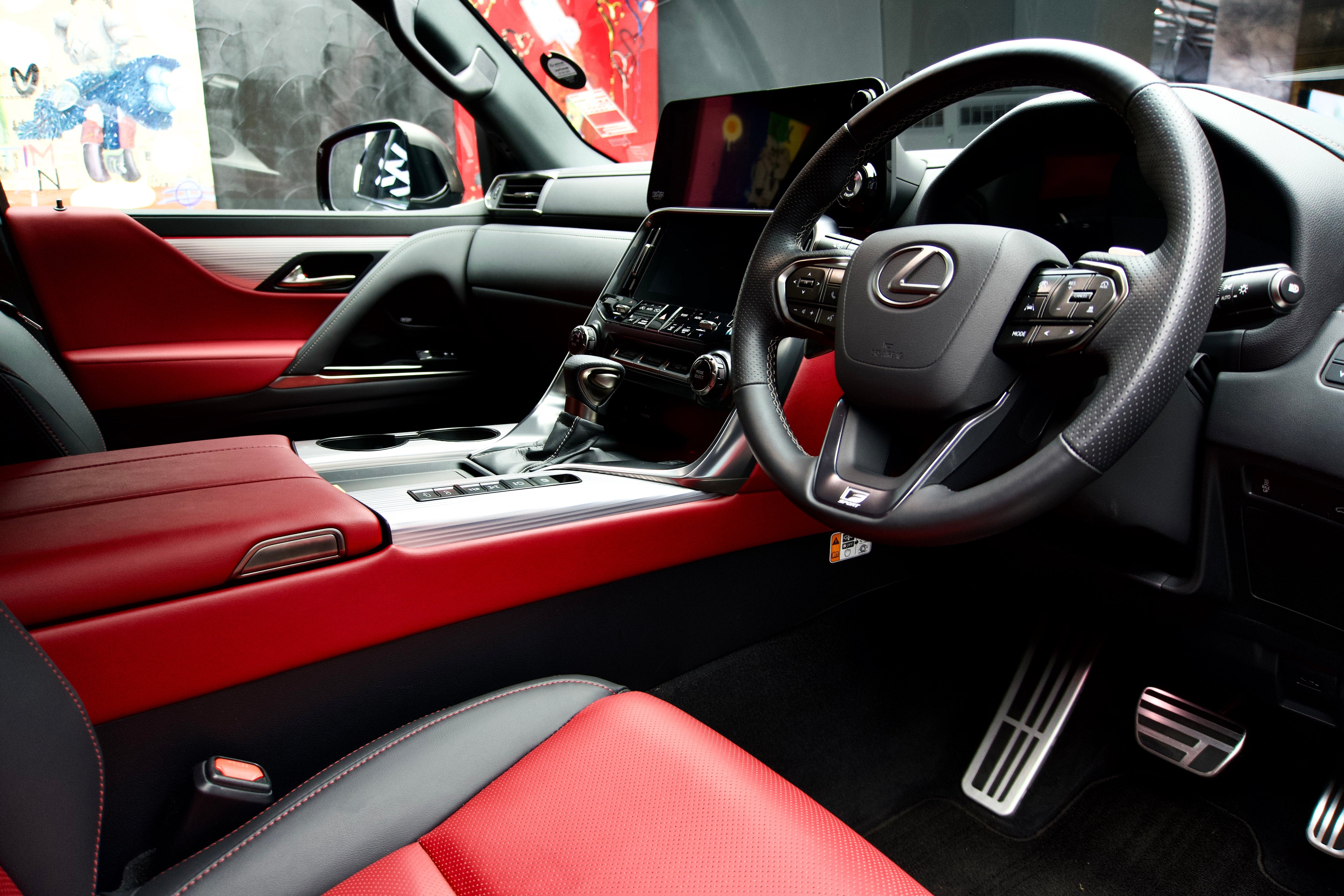 Lexus LX 500d F Sport
