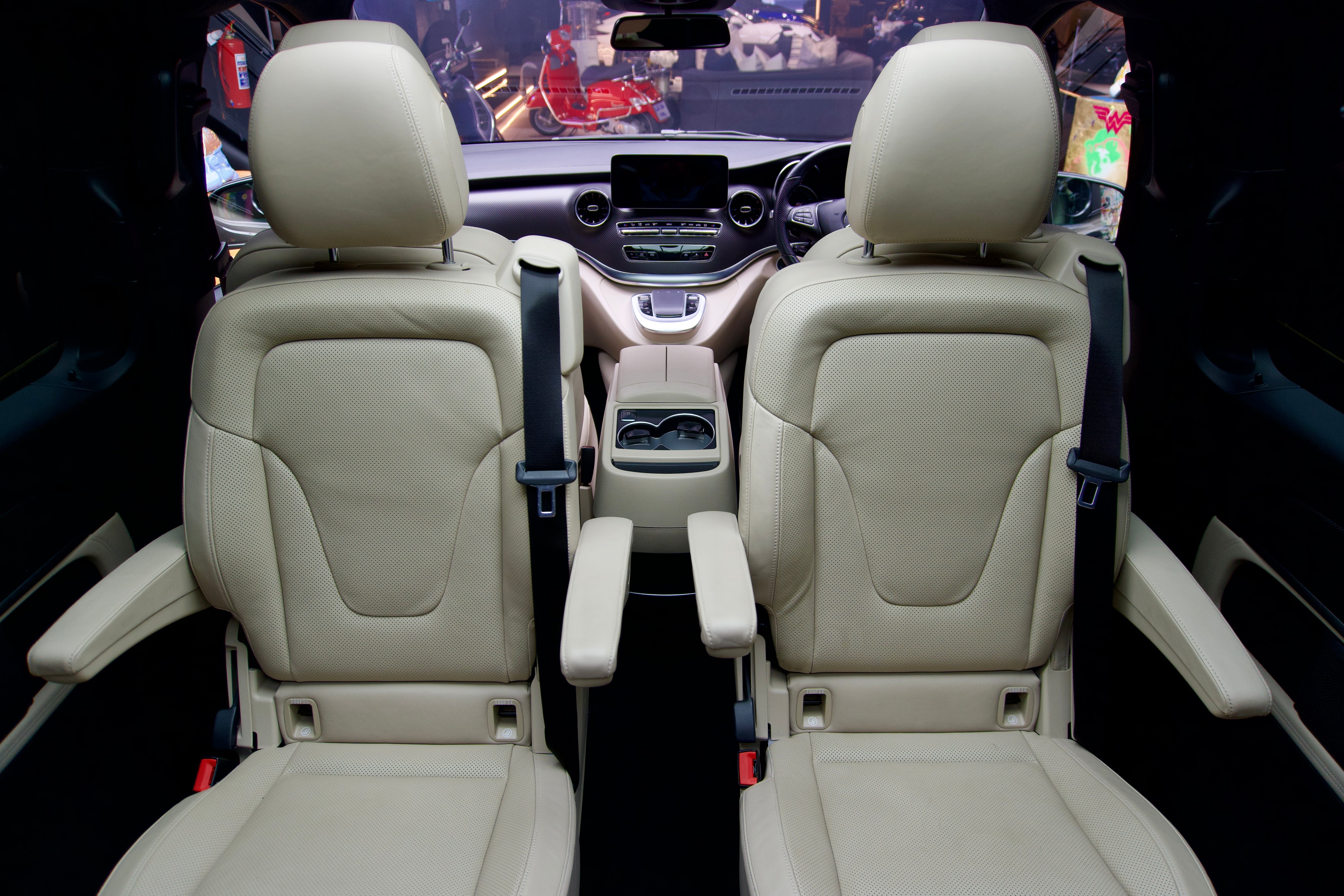 Mercedes-Benz V-Class V300d Exclusive AMG Line