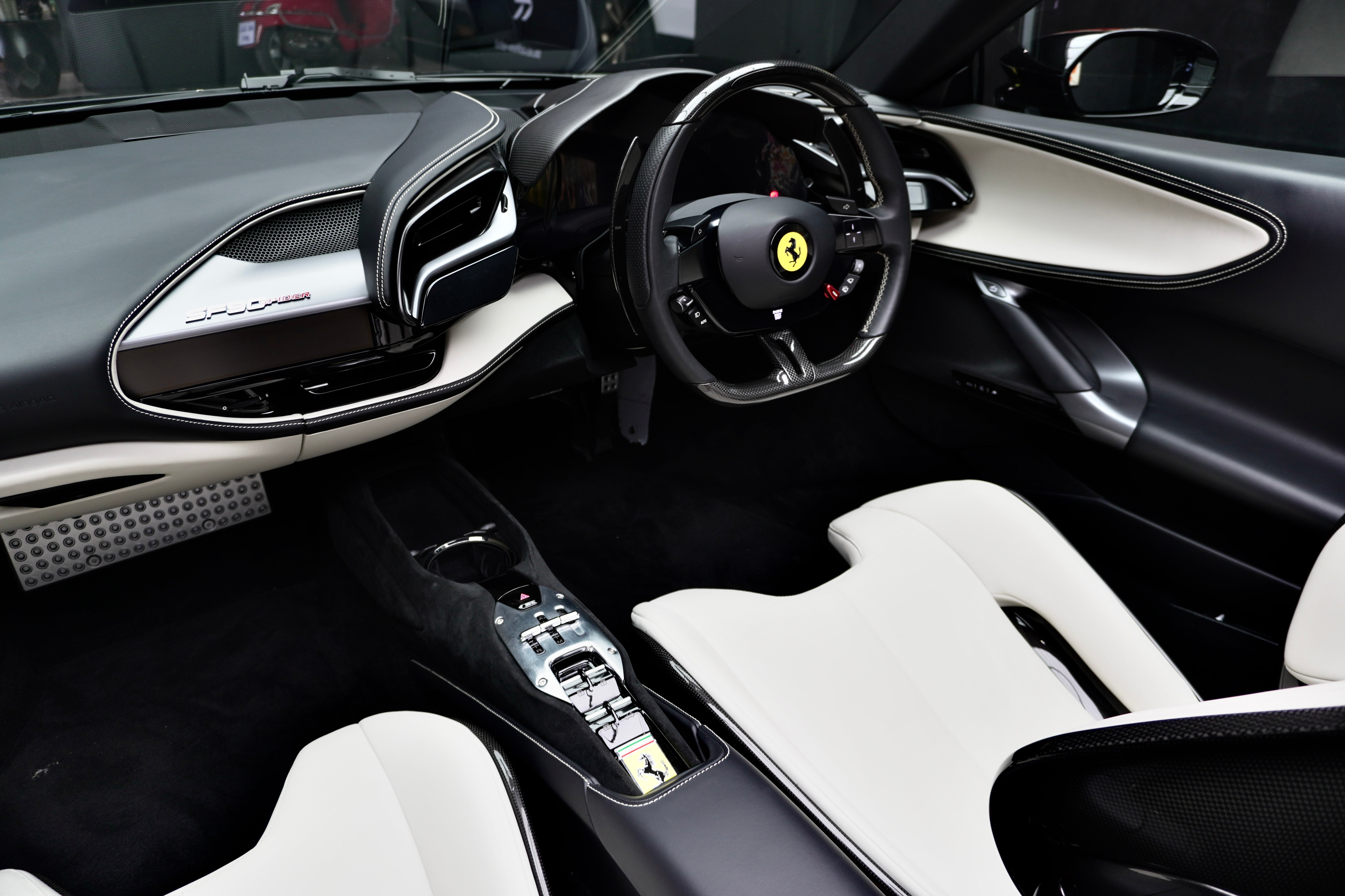 Ferrari SF90 Spider