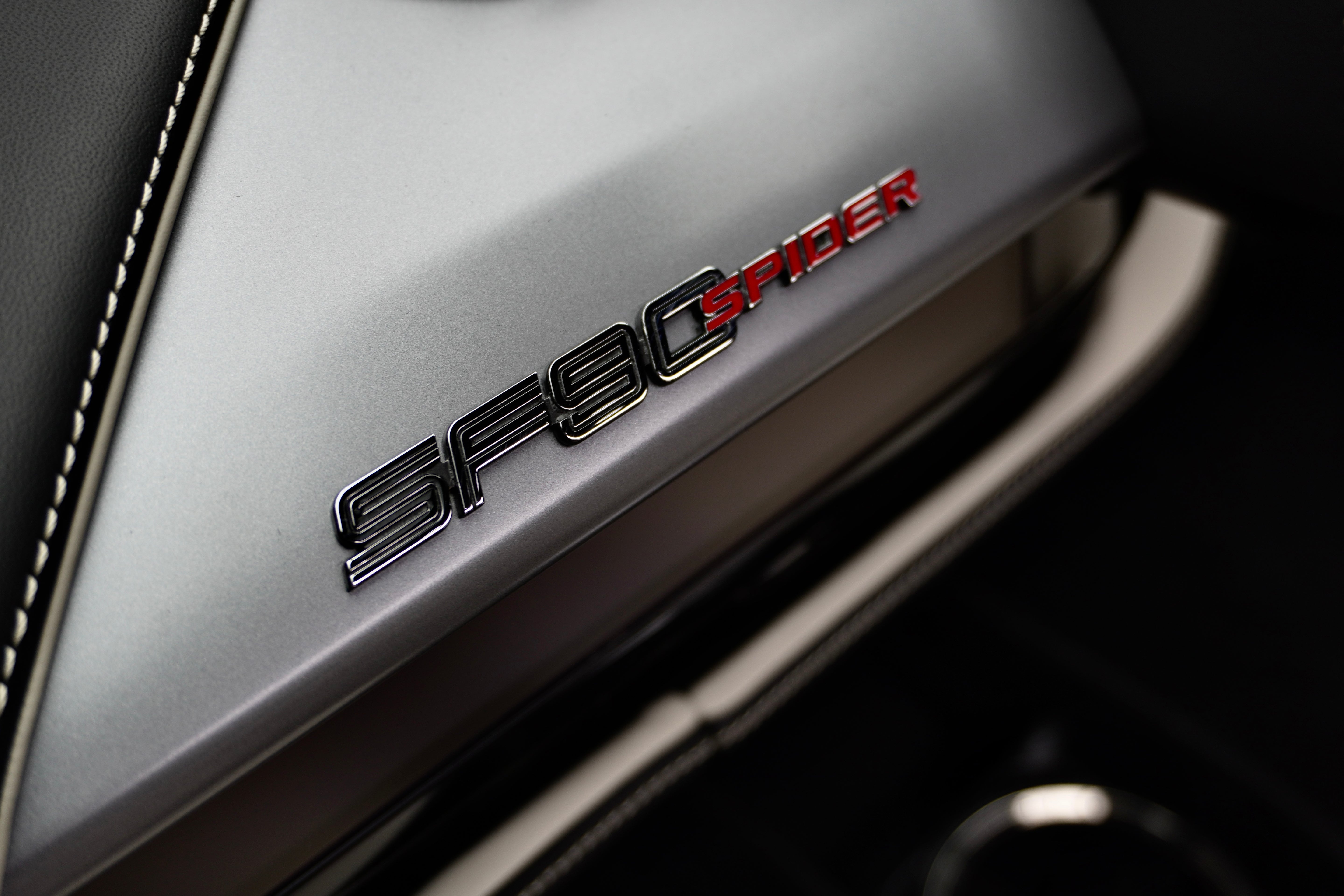 Ferrari SF90 Spider