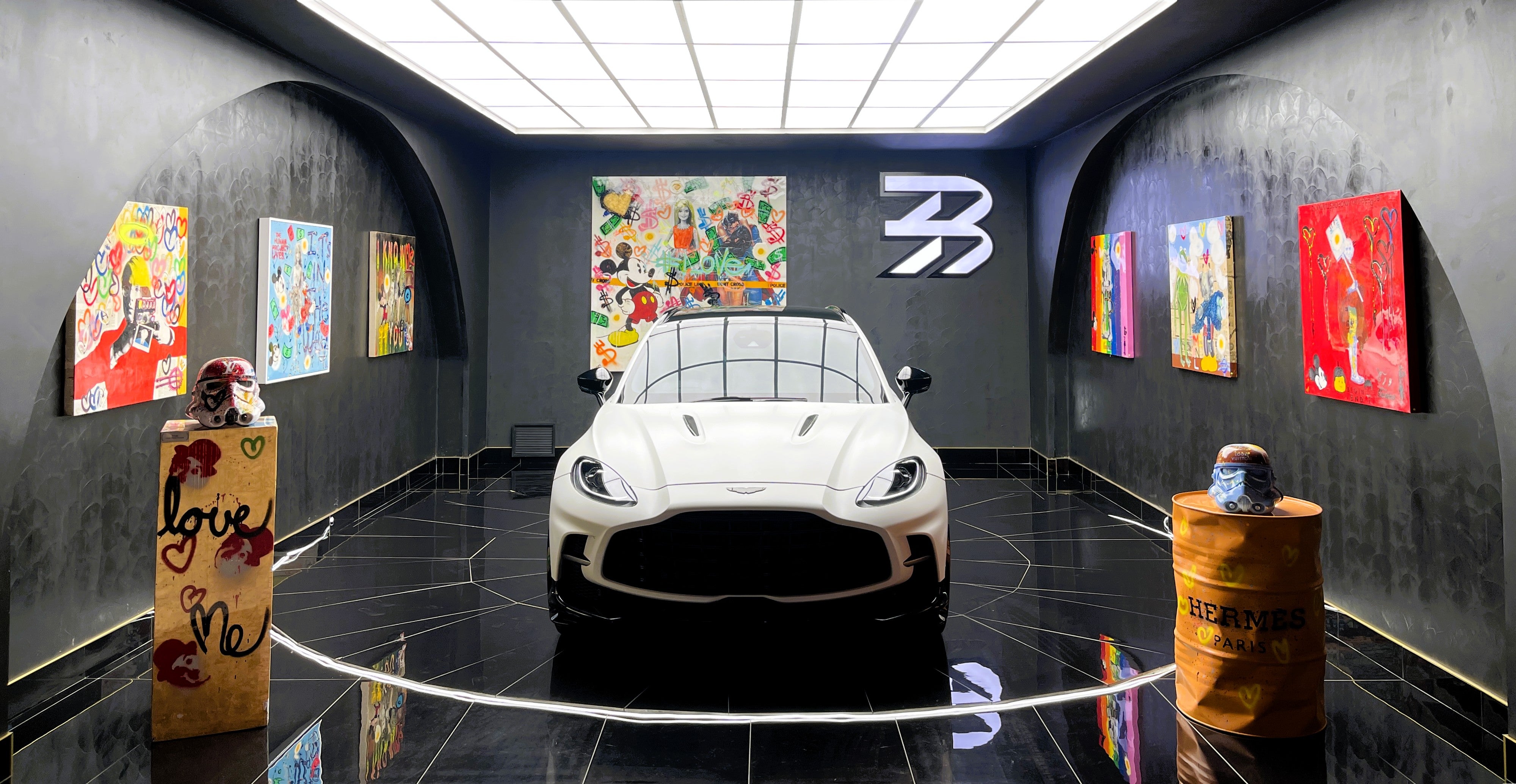 Aston Martin DBX V8 707