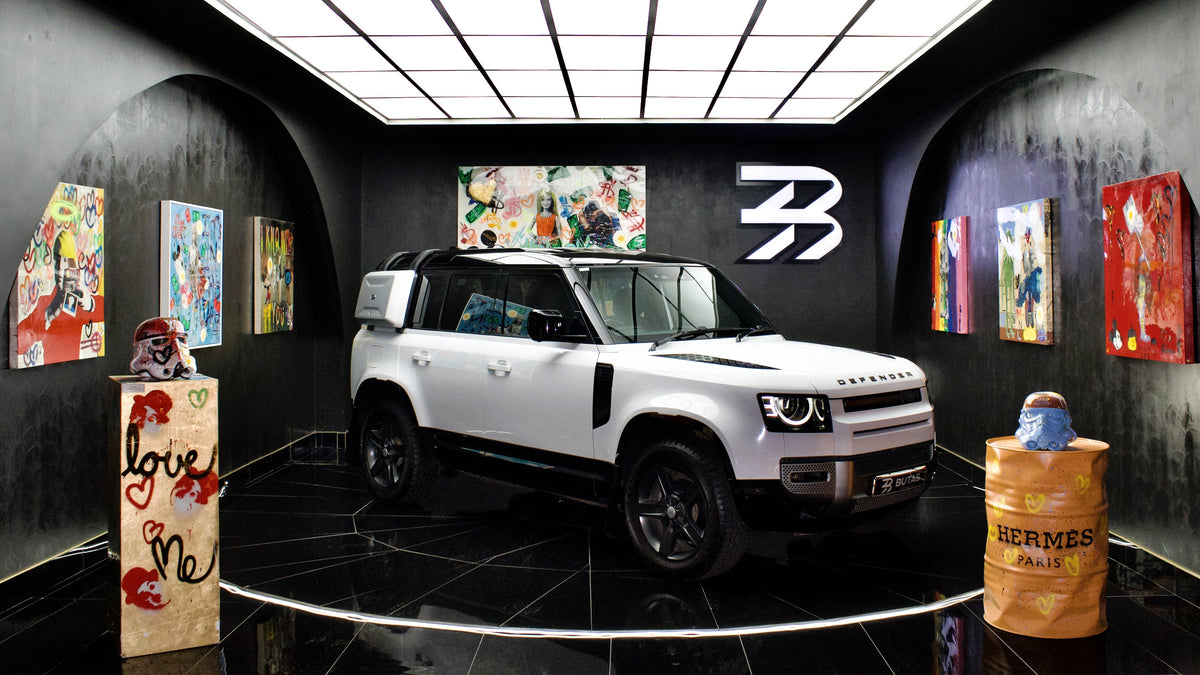 Land Rover Defender 110 D240 X-Dynamic SE