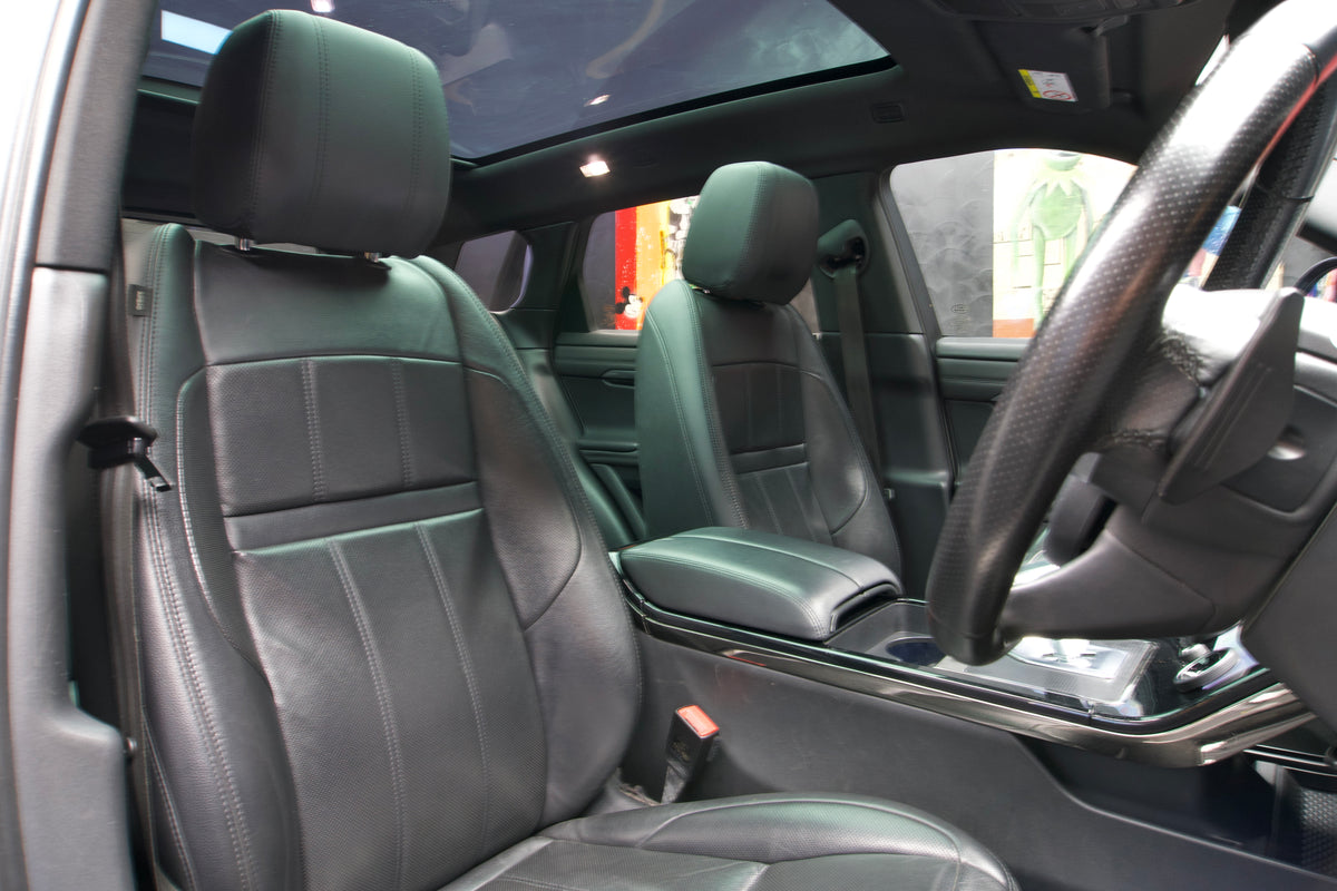Land Rover Range Rover Evoque D180 R-Dynamic SE