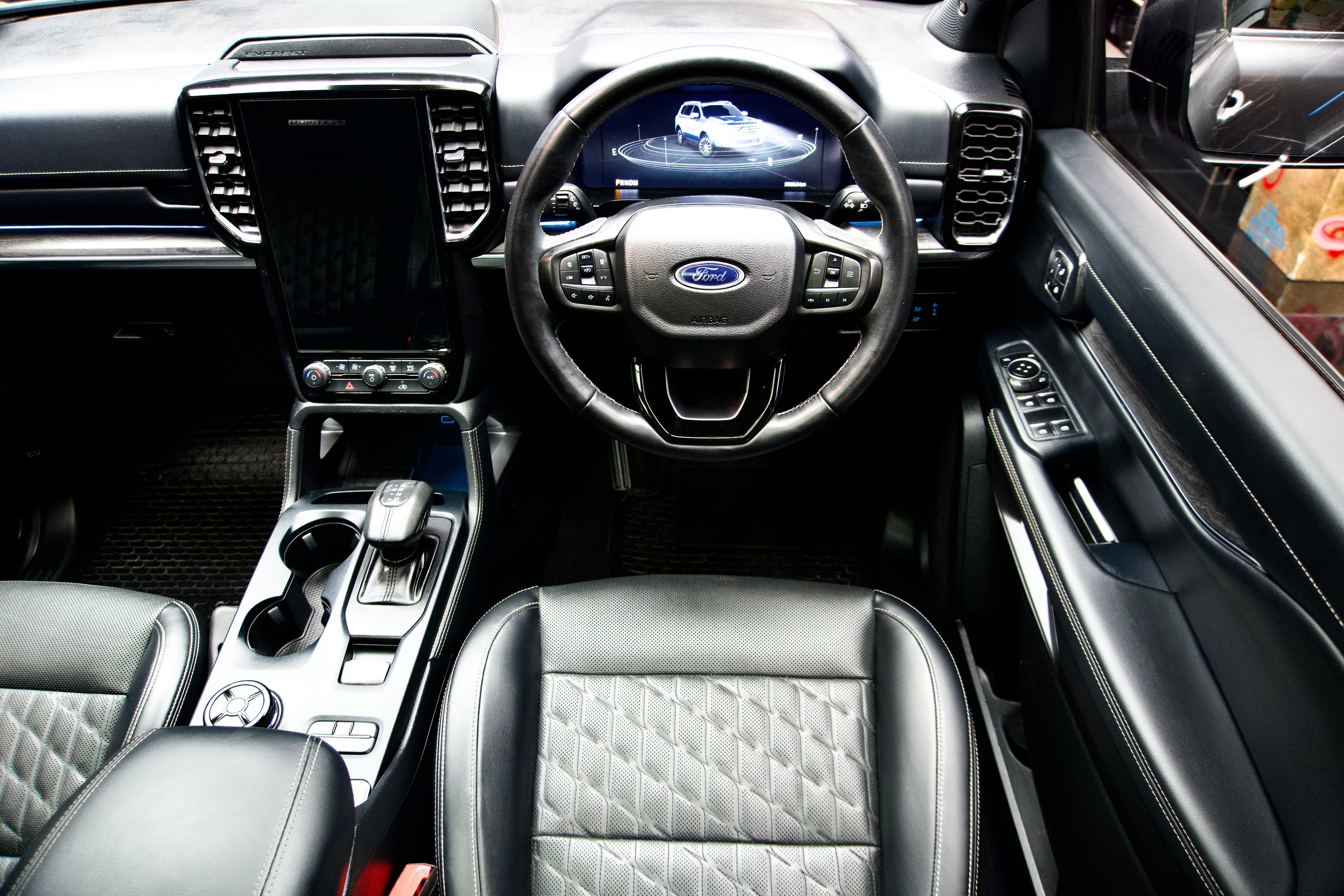 Ford Everest 3.0TD V6 4WD Platinum