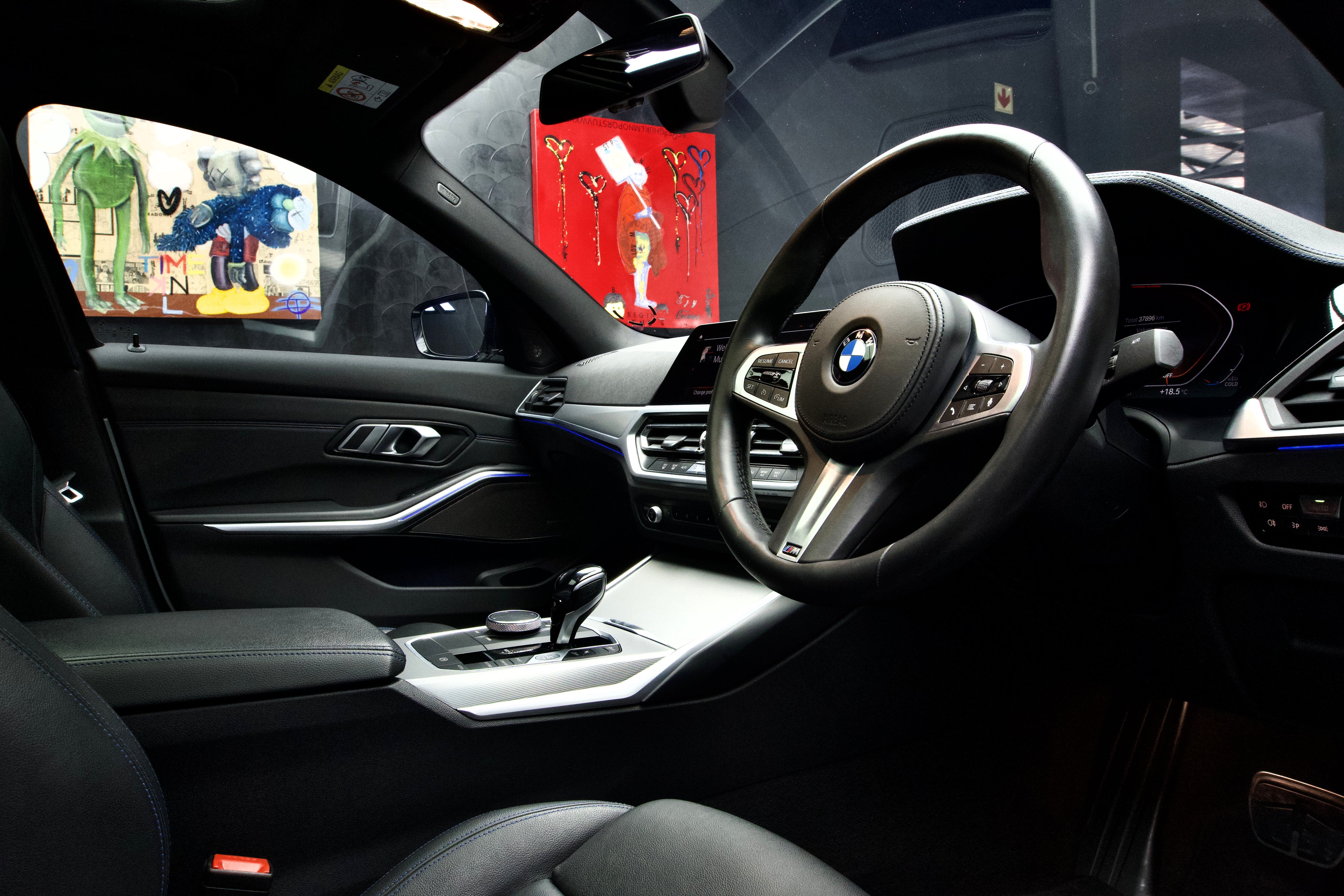 BMW 3 Series 330i M Sport Launch Edition