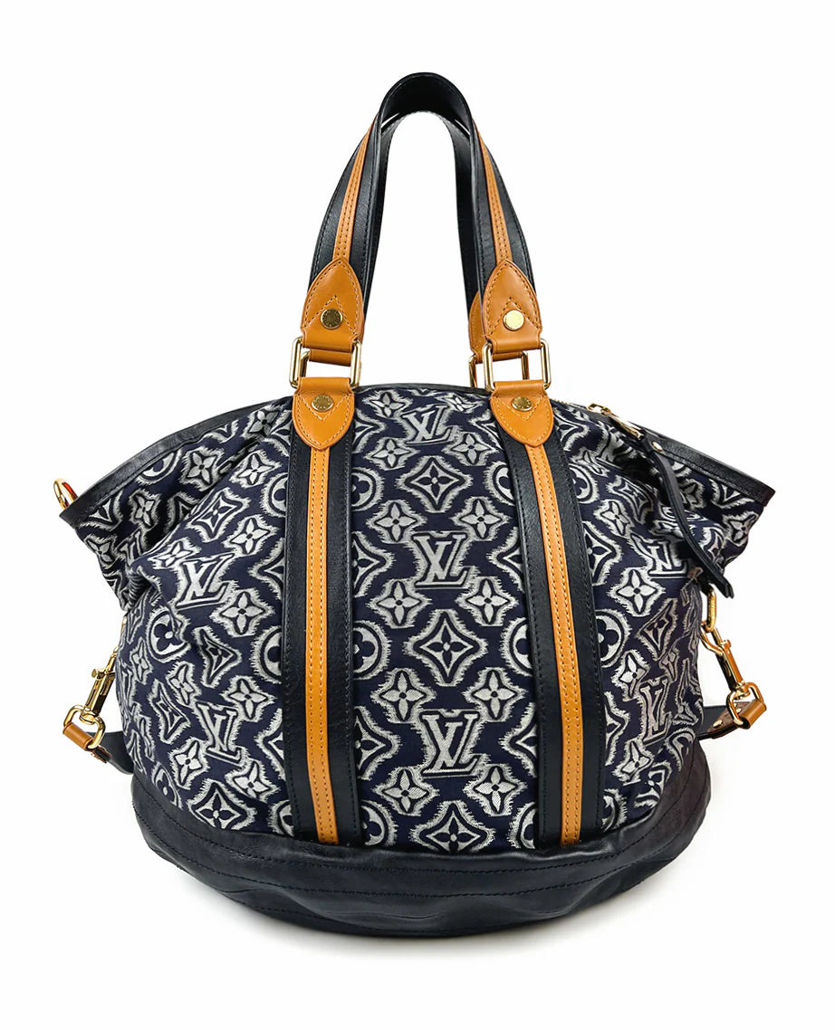 Louis Vuitton Aviator Bag