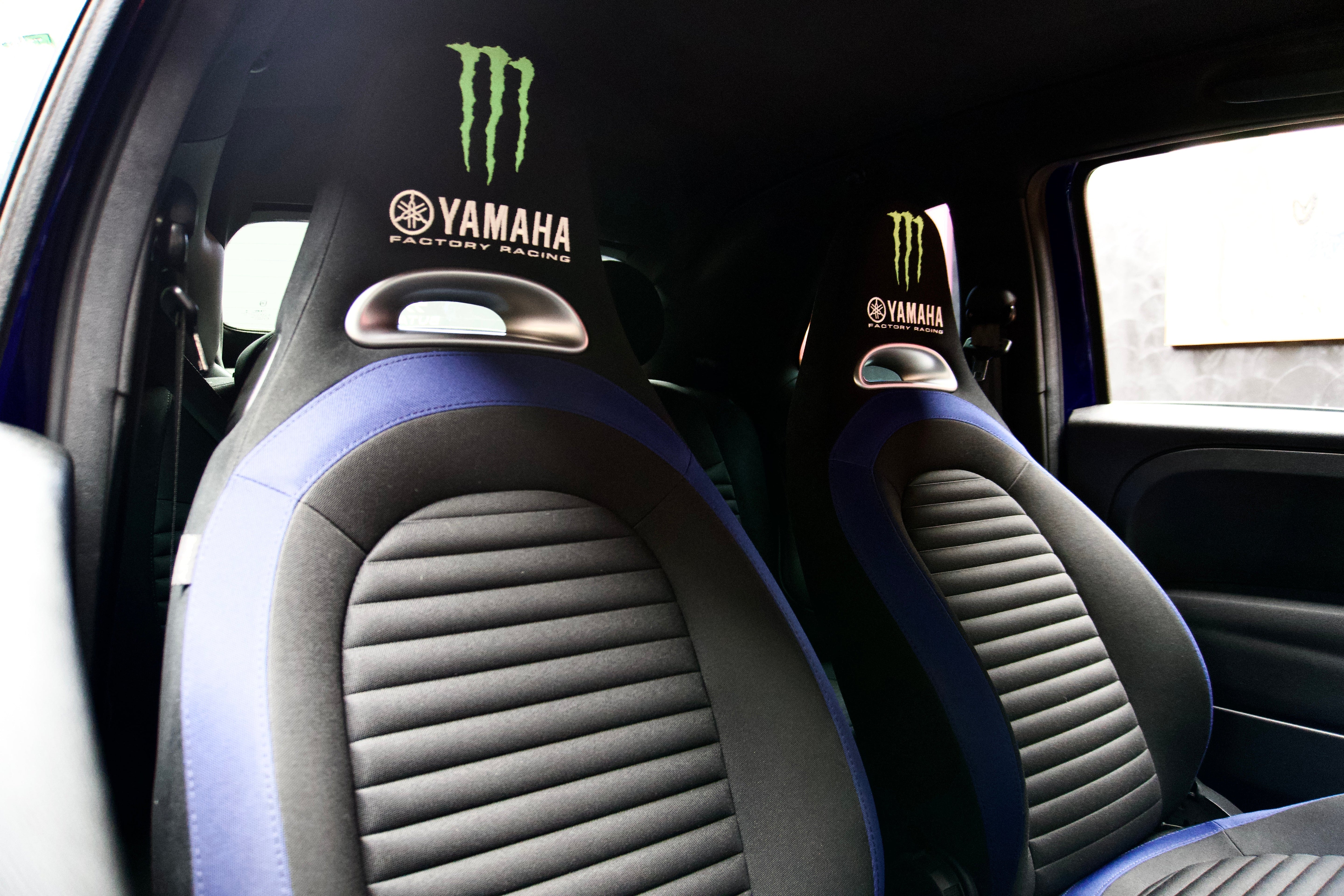 Abarth 500 - 595 Monster Energy Yamaha Cabriolet