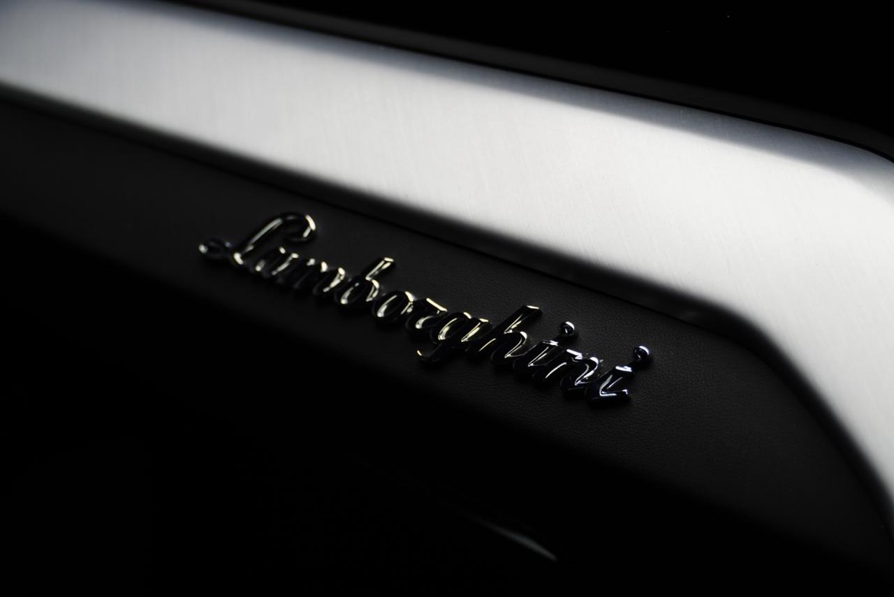 2019 Lamborghini Urus