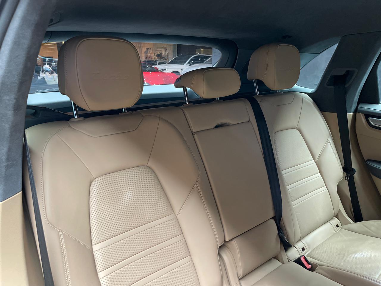 2020 Porsche Cayenne Turbo