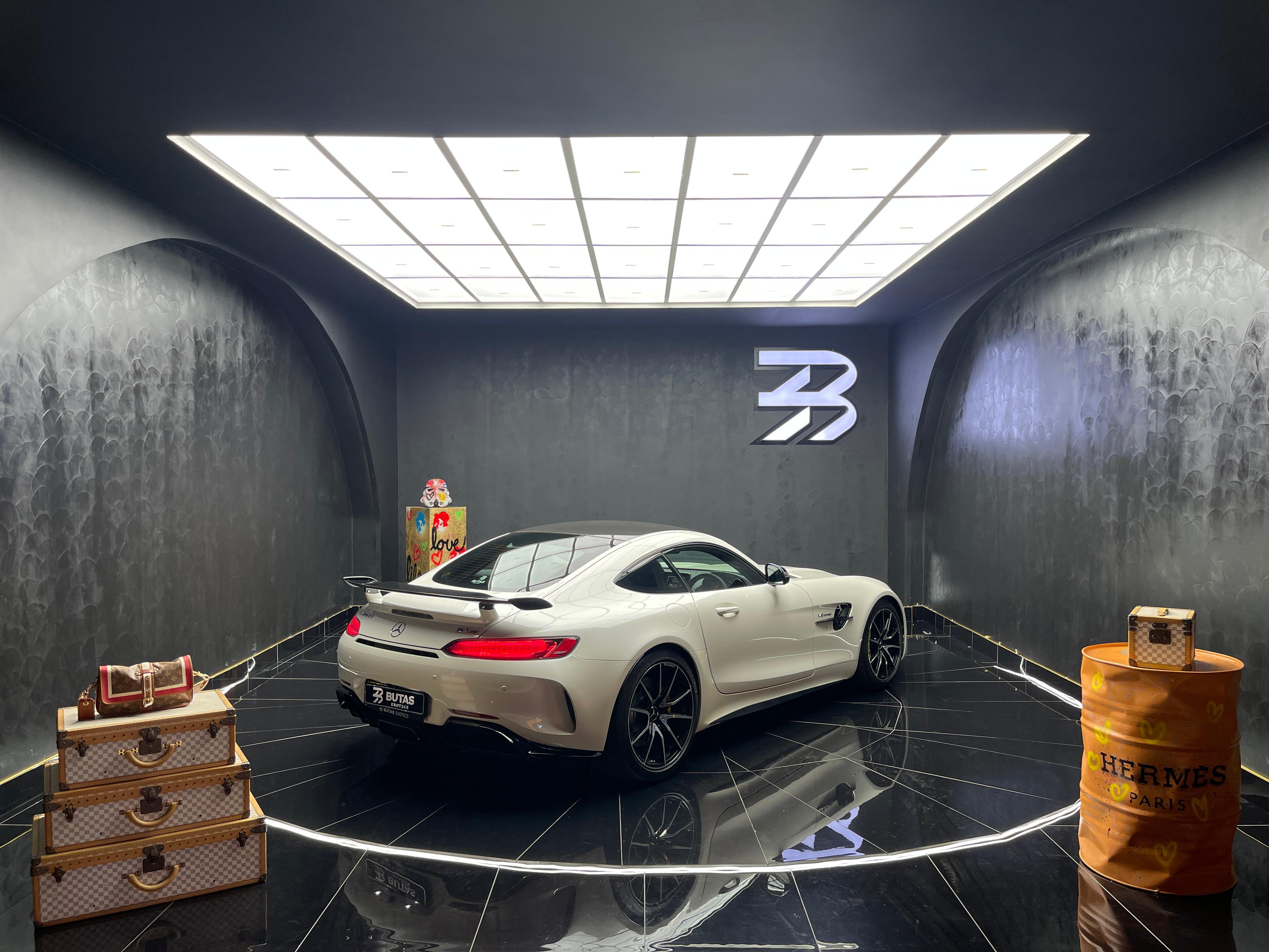 2018 Mercedes-AMG GT R