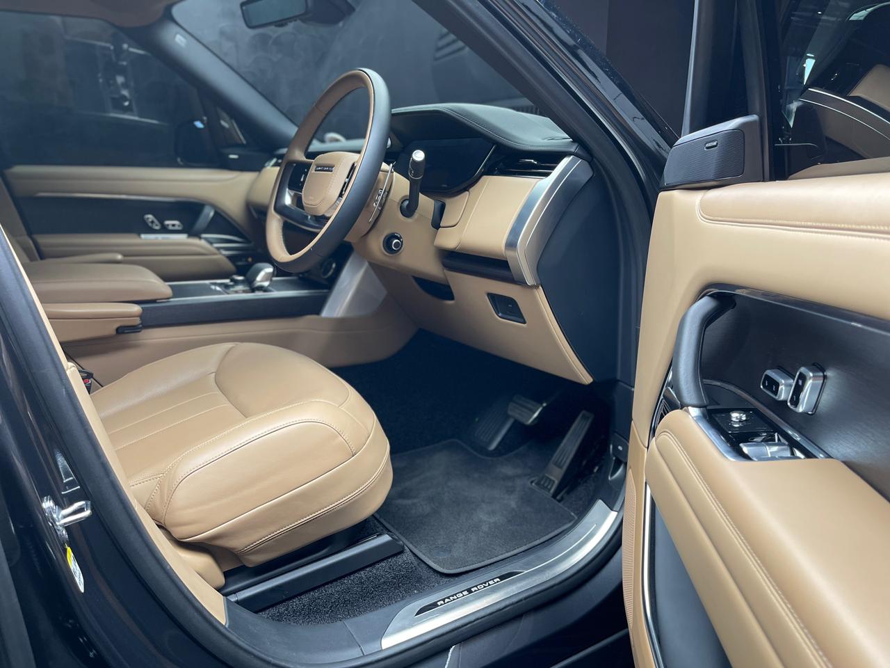 Land Rover Range Rover P530 HSE