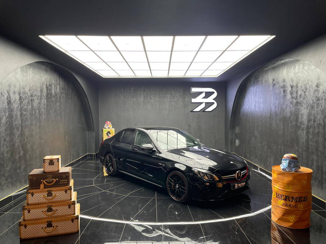 Mercedes-AMG C-Class C63 Edition 1