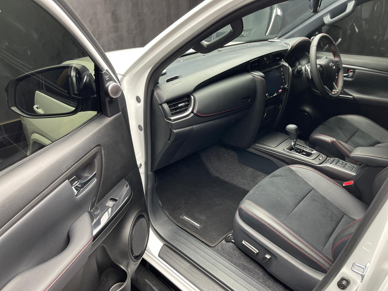 2025 Toyota Fortuner 2.8GD-6 4x4 GR-Sport