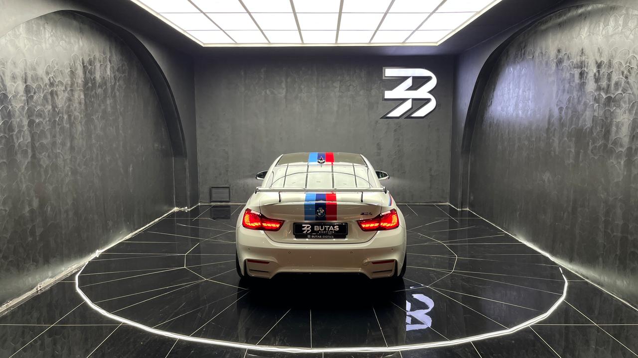 2017 BMW M4 DTM Champion Edition