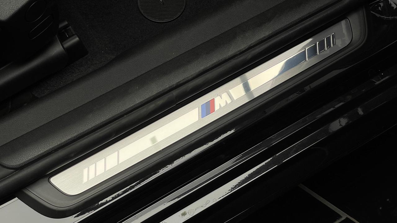 BMW 320i M Sport Pro