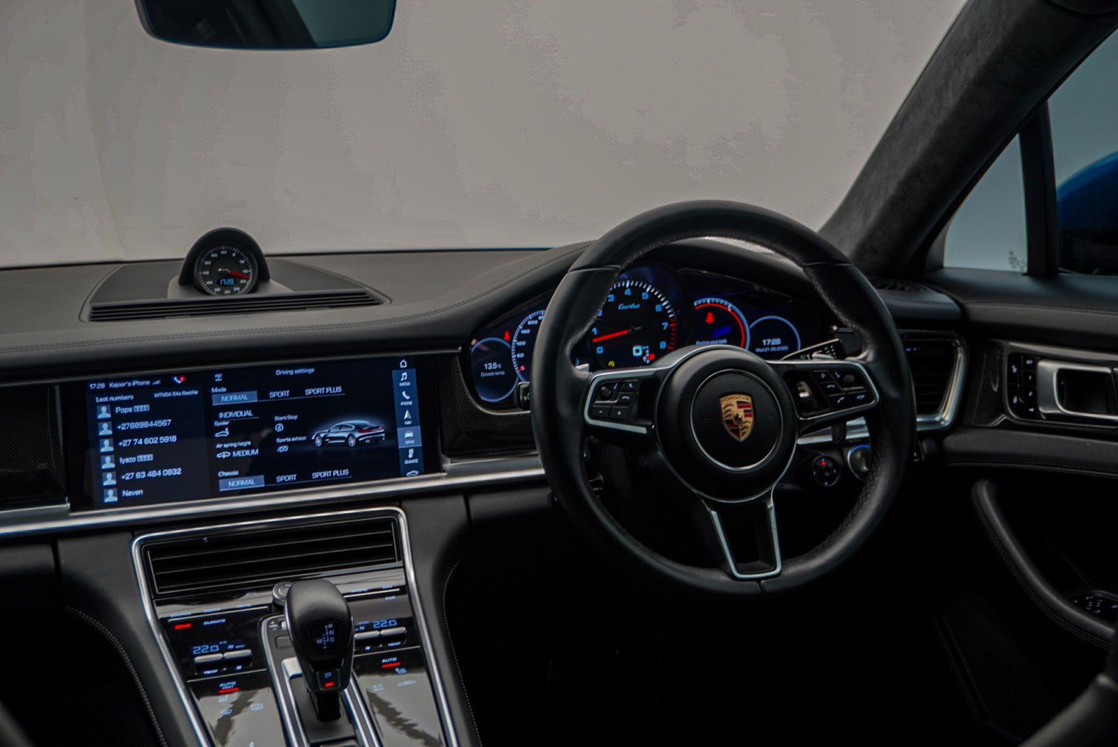 2017 Porsche Panamera Turbo