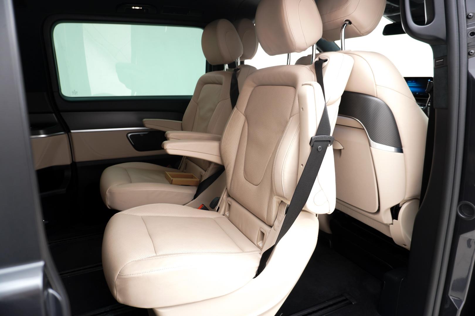 Mercedes-Benz V-Class V300d Exclusive AMG Line
