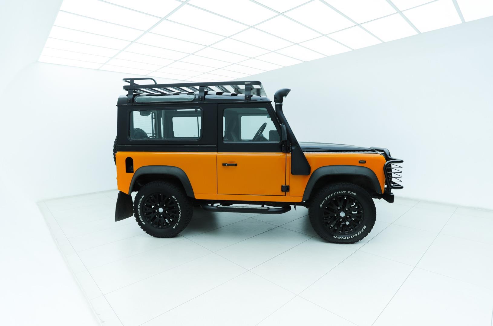 2004 Land Rover Defender 90 Td5 2.5