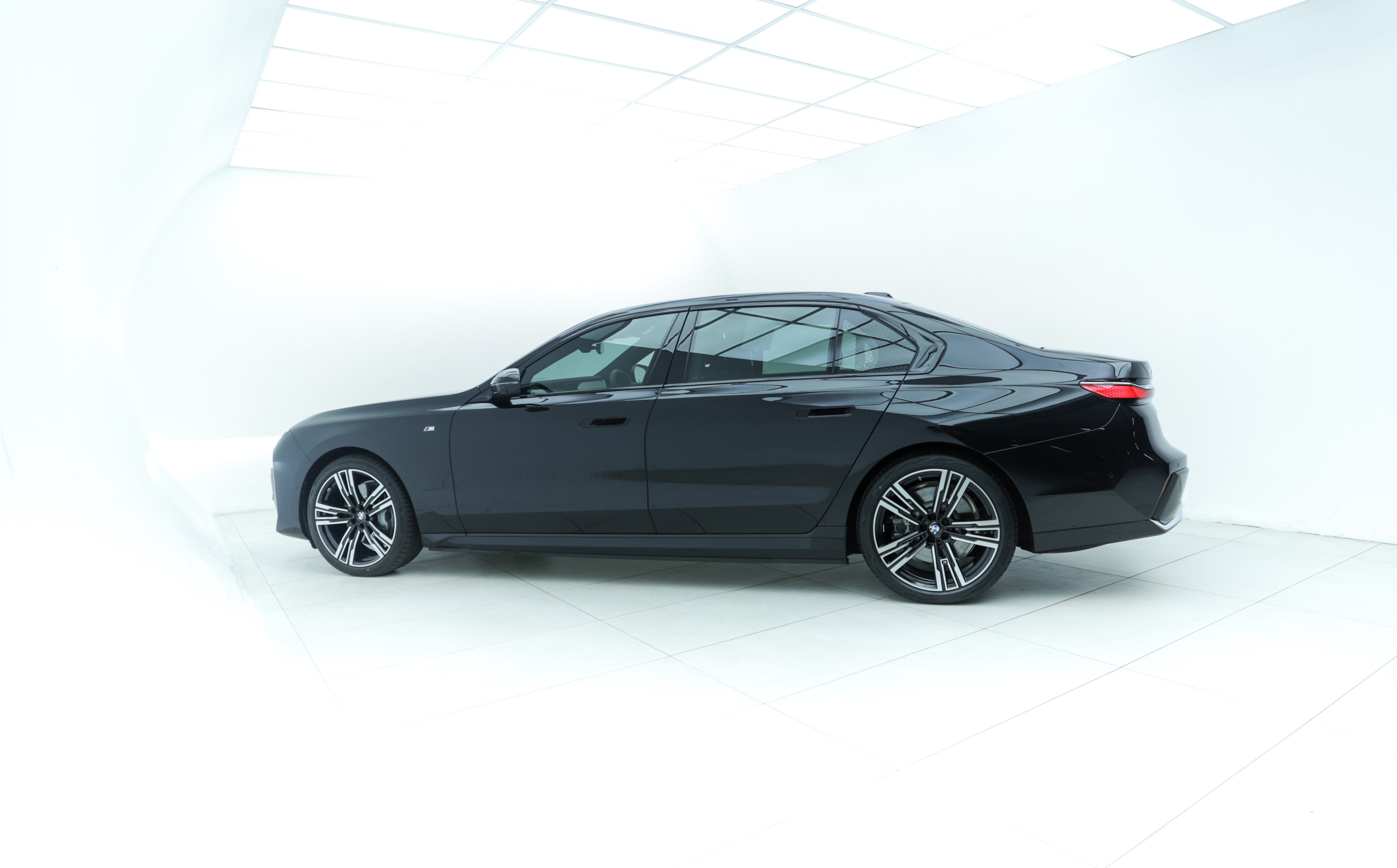 2023 BMW I7 xDrive60 M Sport