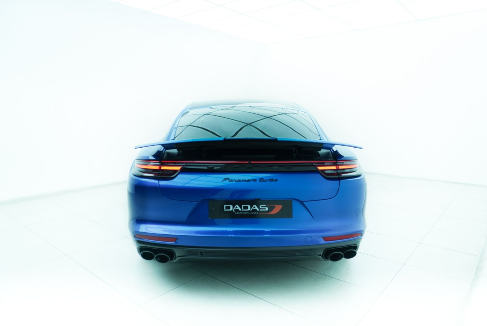 2017 Porsche Panamera Turbo