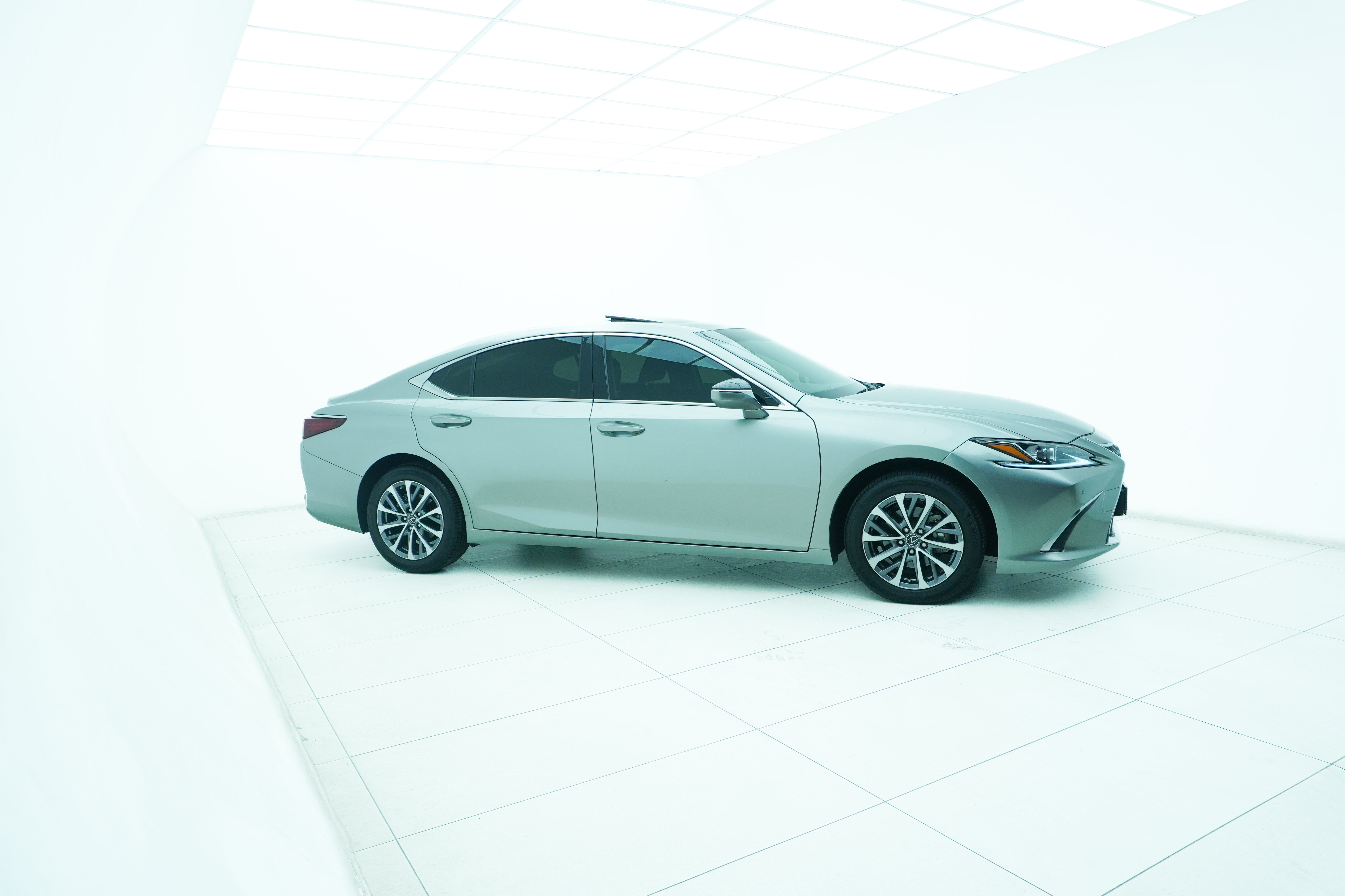 2022 Lexus ES 250 EX
