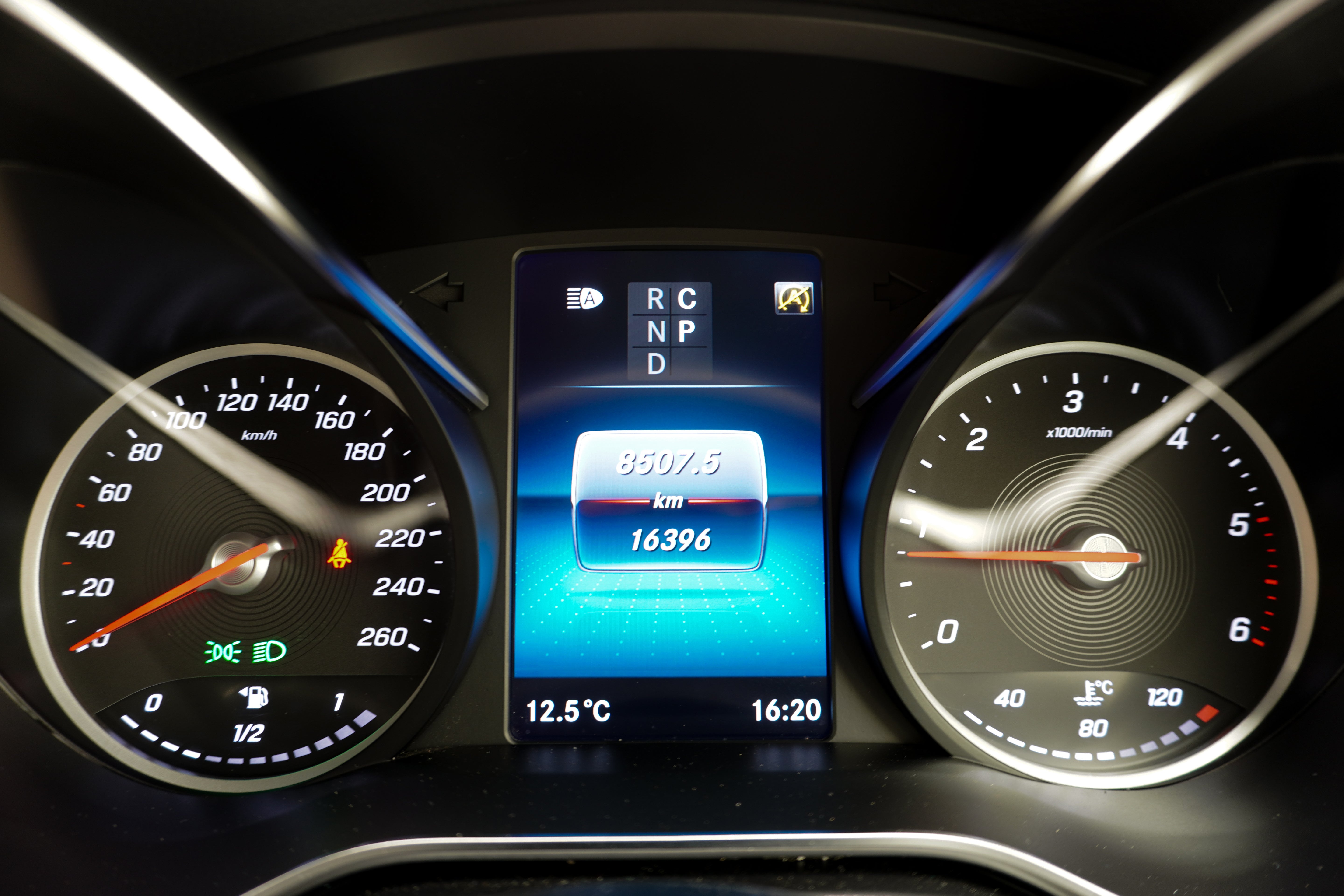 2022 Mercedes-Benz V-Class V300d Exclusive Lumma CLR V Edition