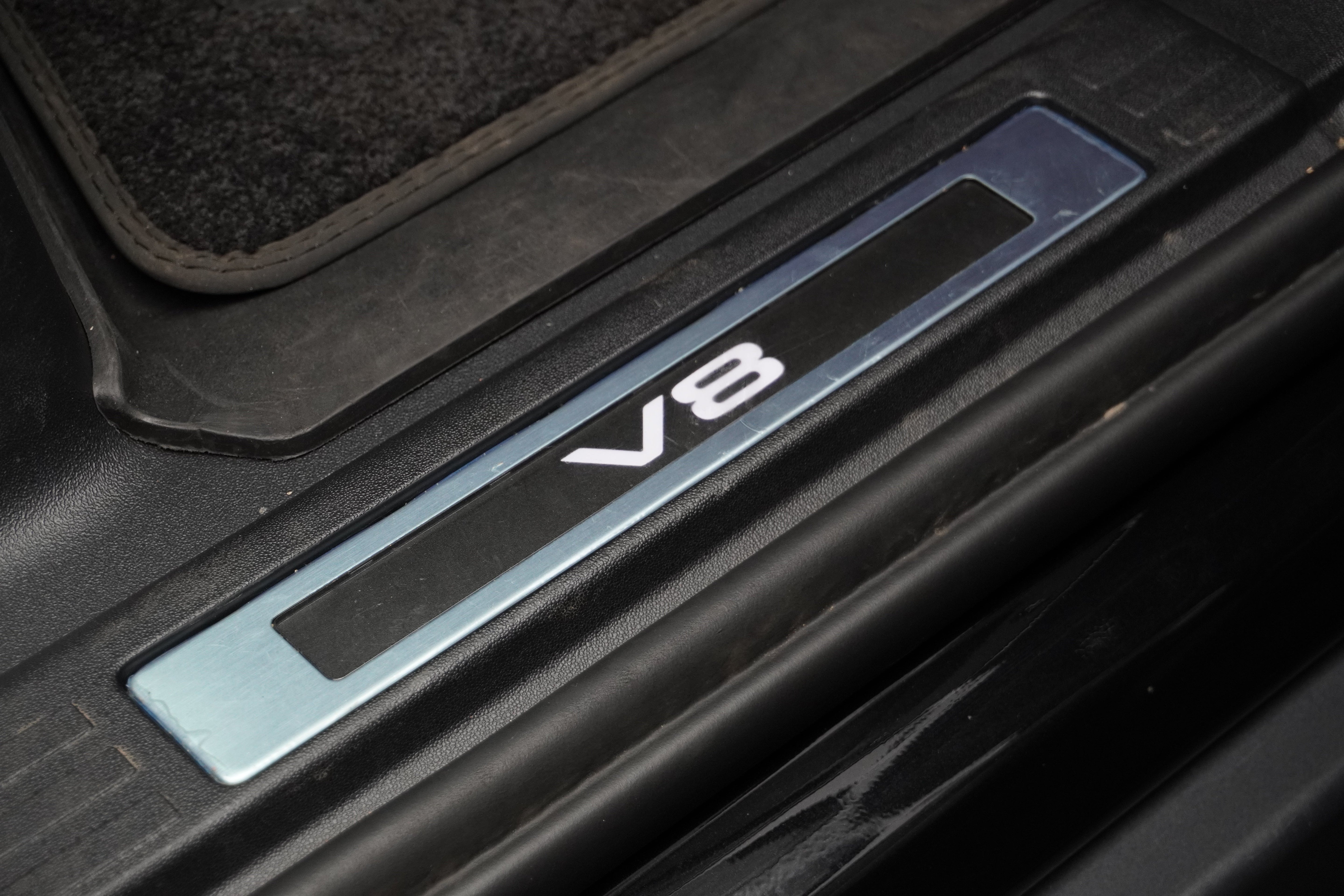Land Rover Defender 110 V8