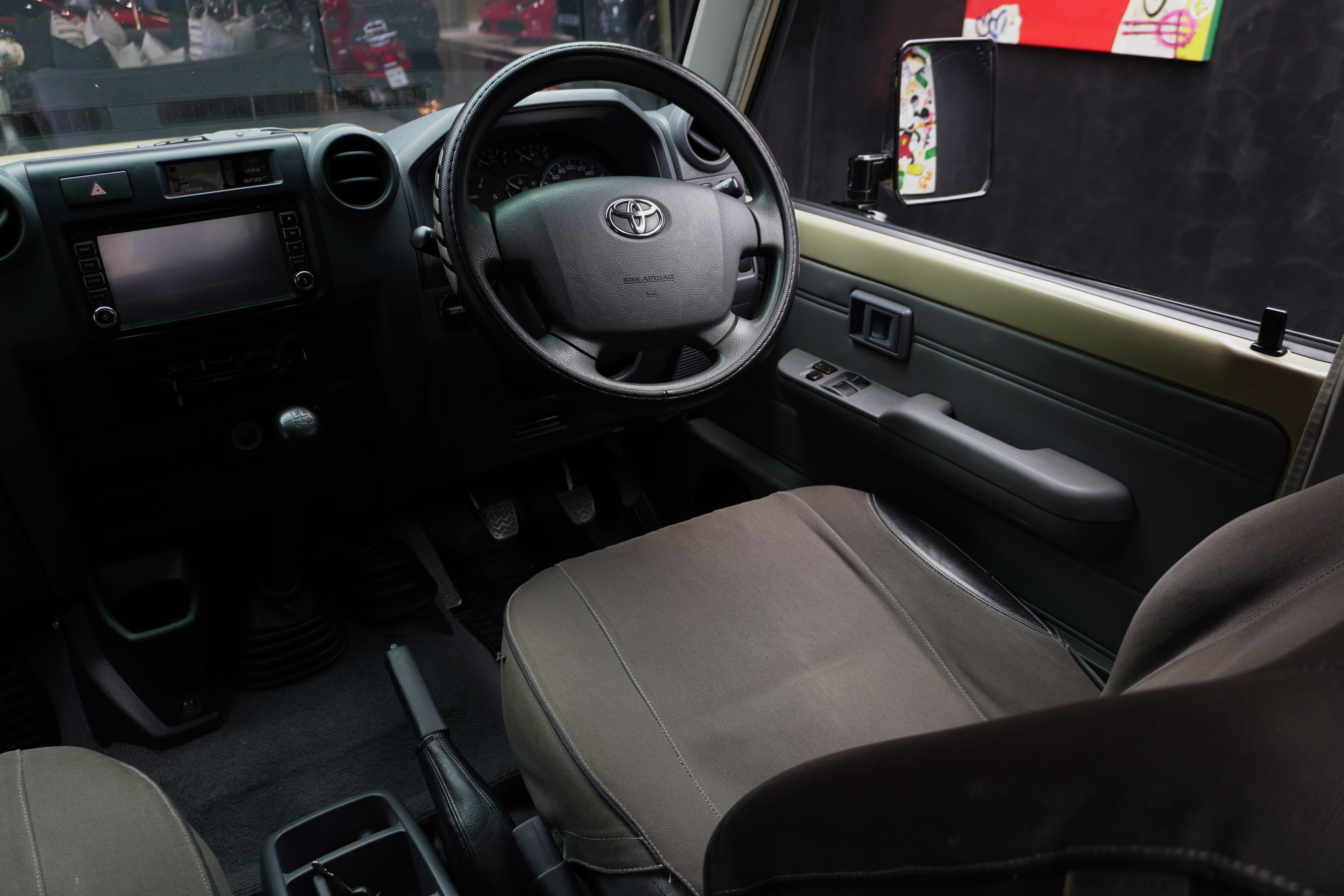 Toyota Land Cruiser 79 4.5D-4D LX V8